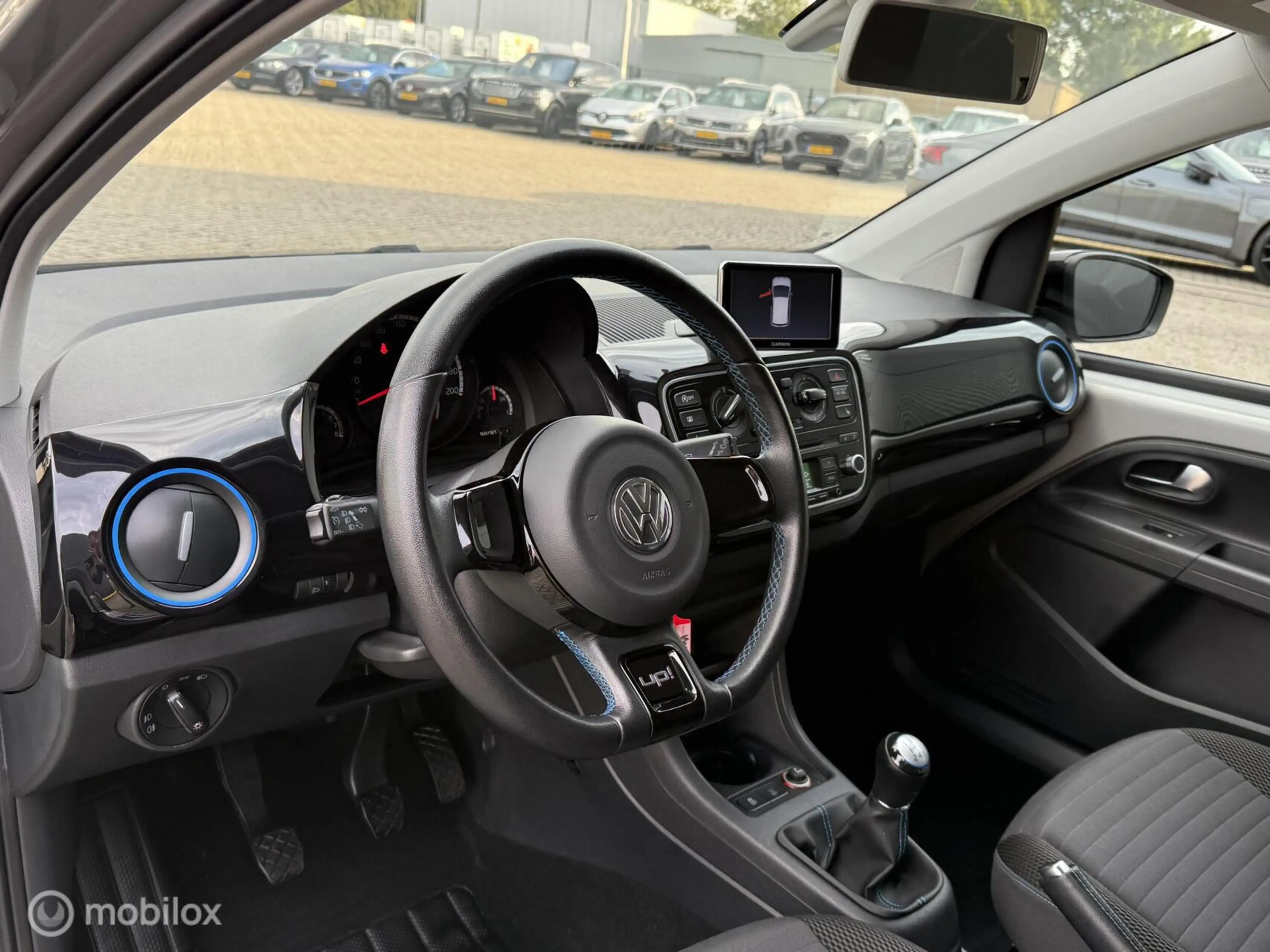 Volkswagen up! 1.0 high up! CUP STOELVERWARMING | PDC | NAVI — photo 11