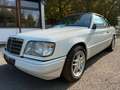 Mercedes-Benz E 200 Cabrio NUR 92.200 km Automatik/Klima/Leder Weiß - thumbnail 3