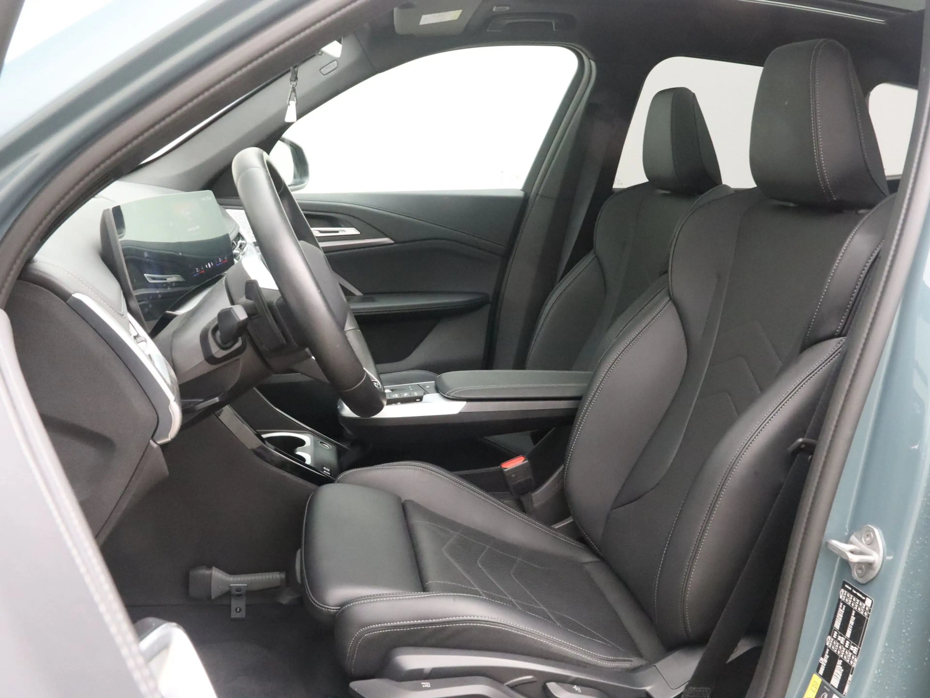 BMW iX1 eDrive20 67 kWh M Sport Edition — photo 5