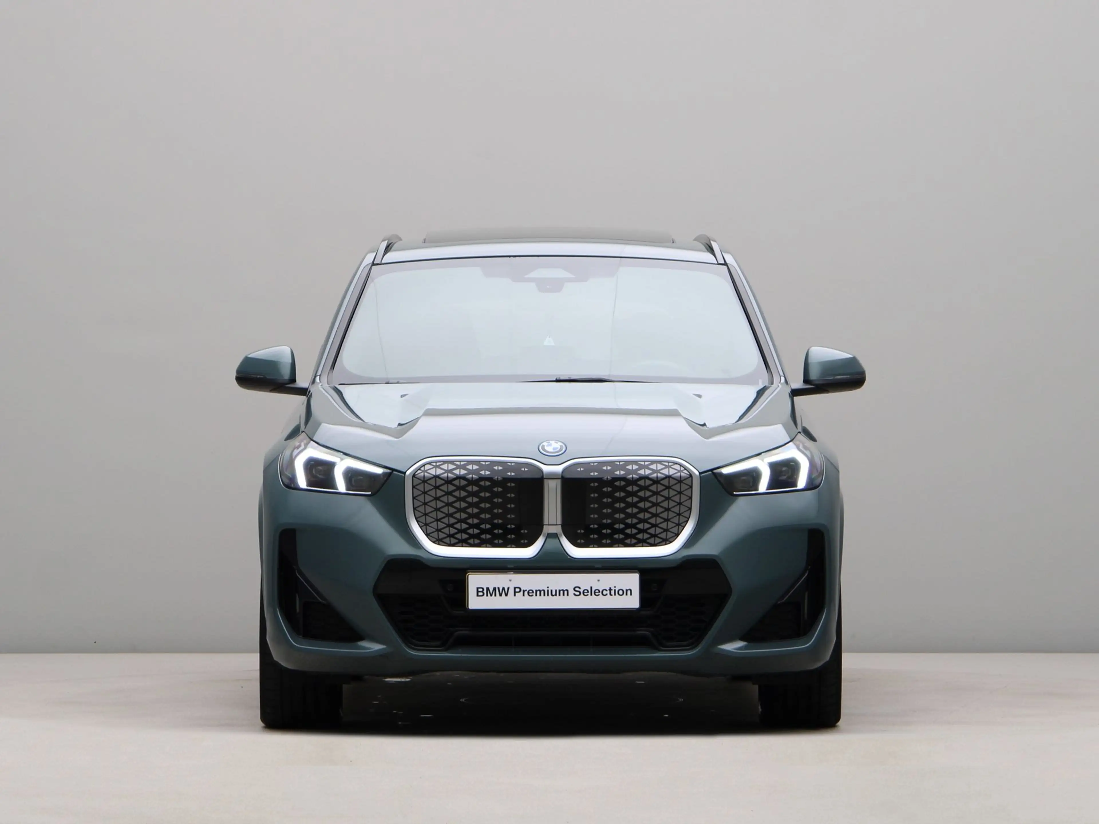 BMW iX1 eDrive20 67 kWh M Sport Edition — photo 6