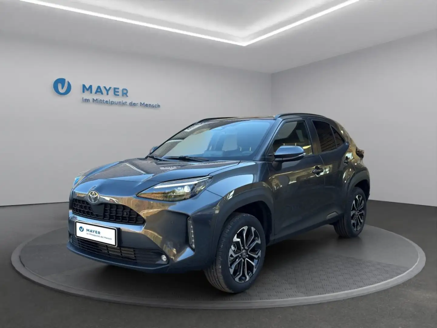 Toyota Yaris Cross - 1,5 l 4x2  Active Drive Grau - 1