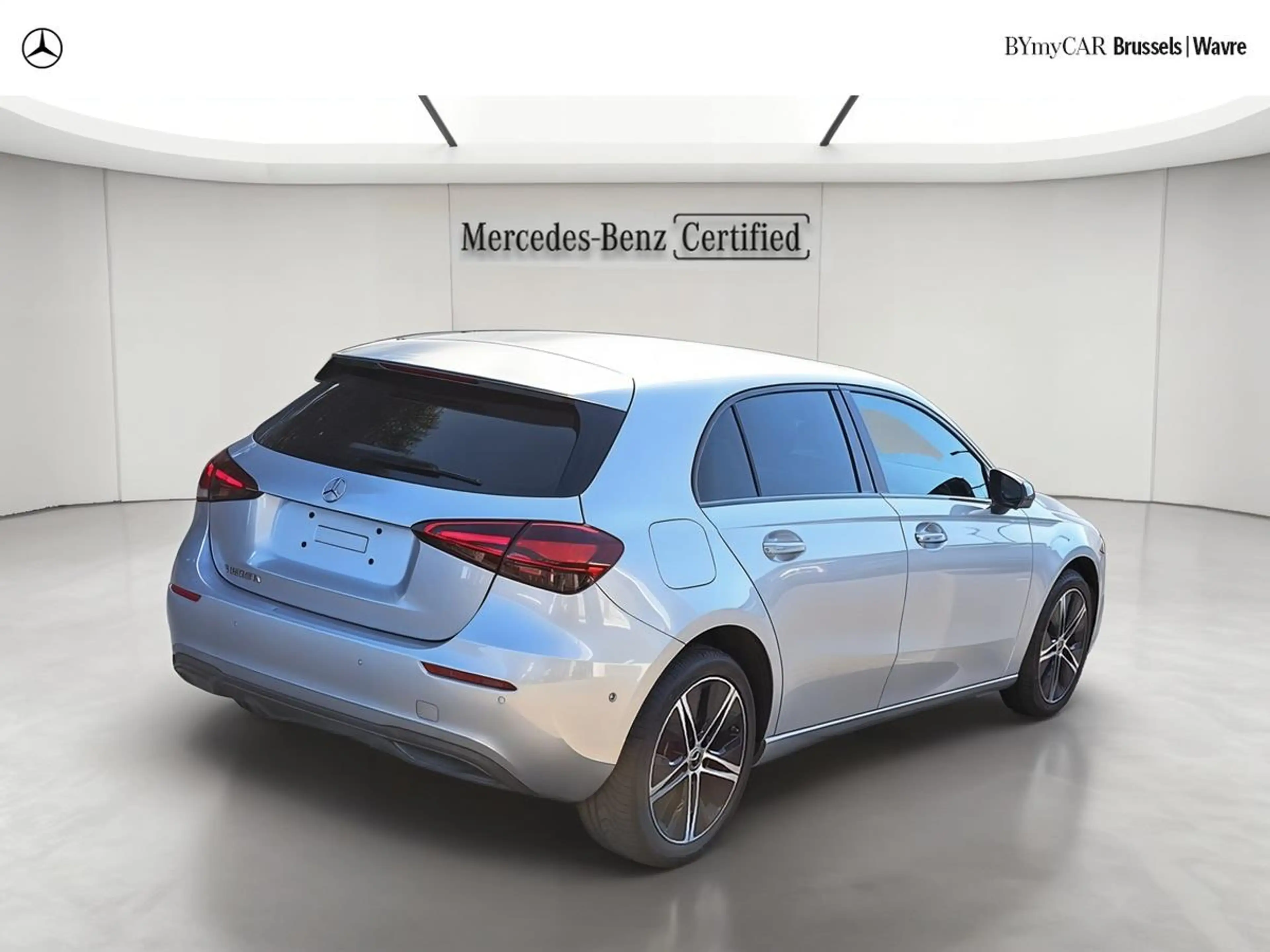 Mercedes-Benz A 250 A e Luxury Line — photo 3