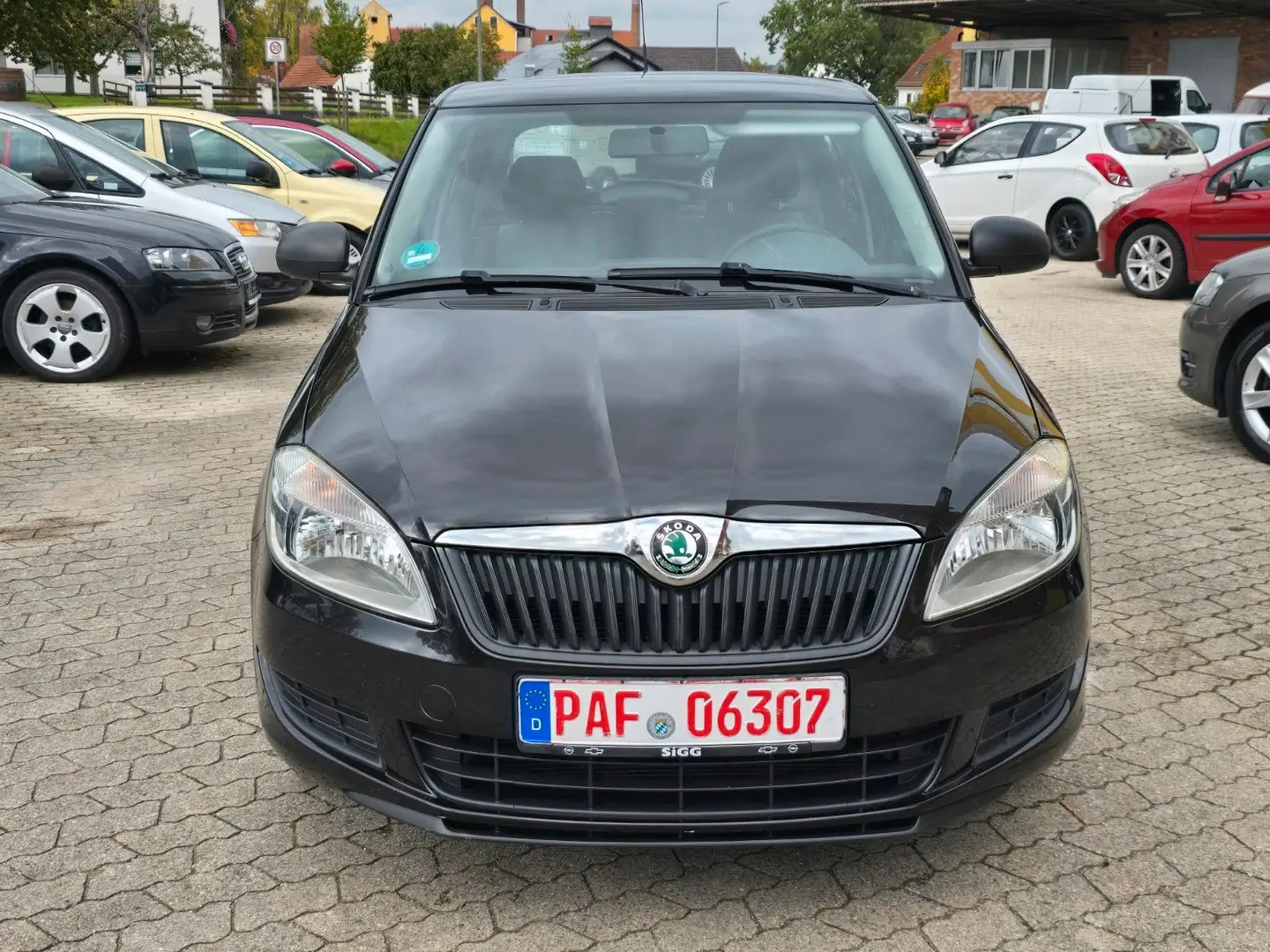 Skoda Fabia 1.2l TSI 63kW Cool Edition Schwarz - 2