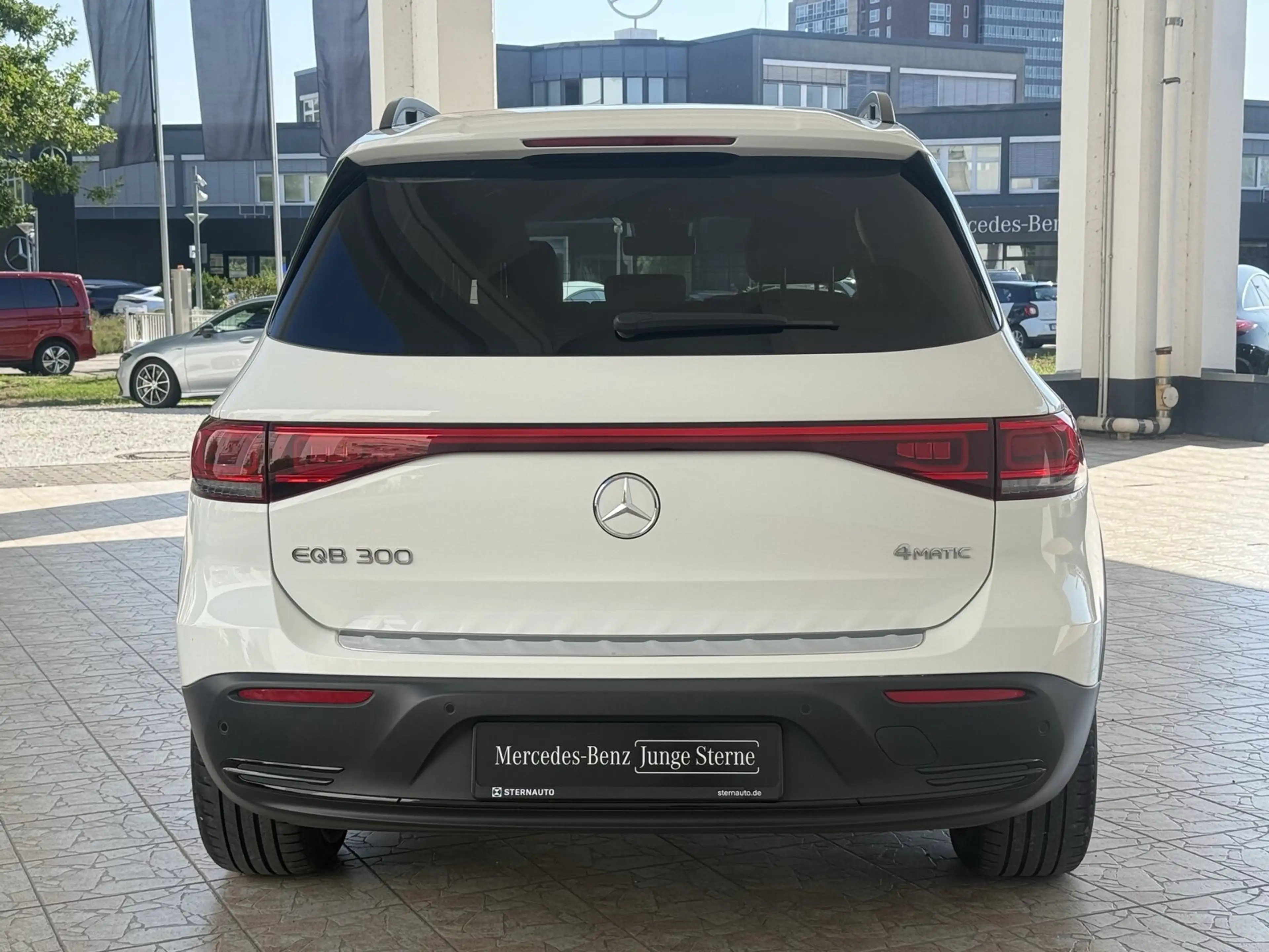 Mercedes-Benz EQB 300 EQB 300 4M Progressive/Navi/Kamera/LED/Sitzhzg.. — photo 6