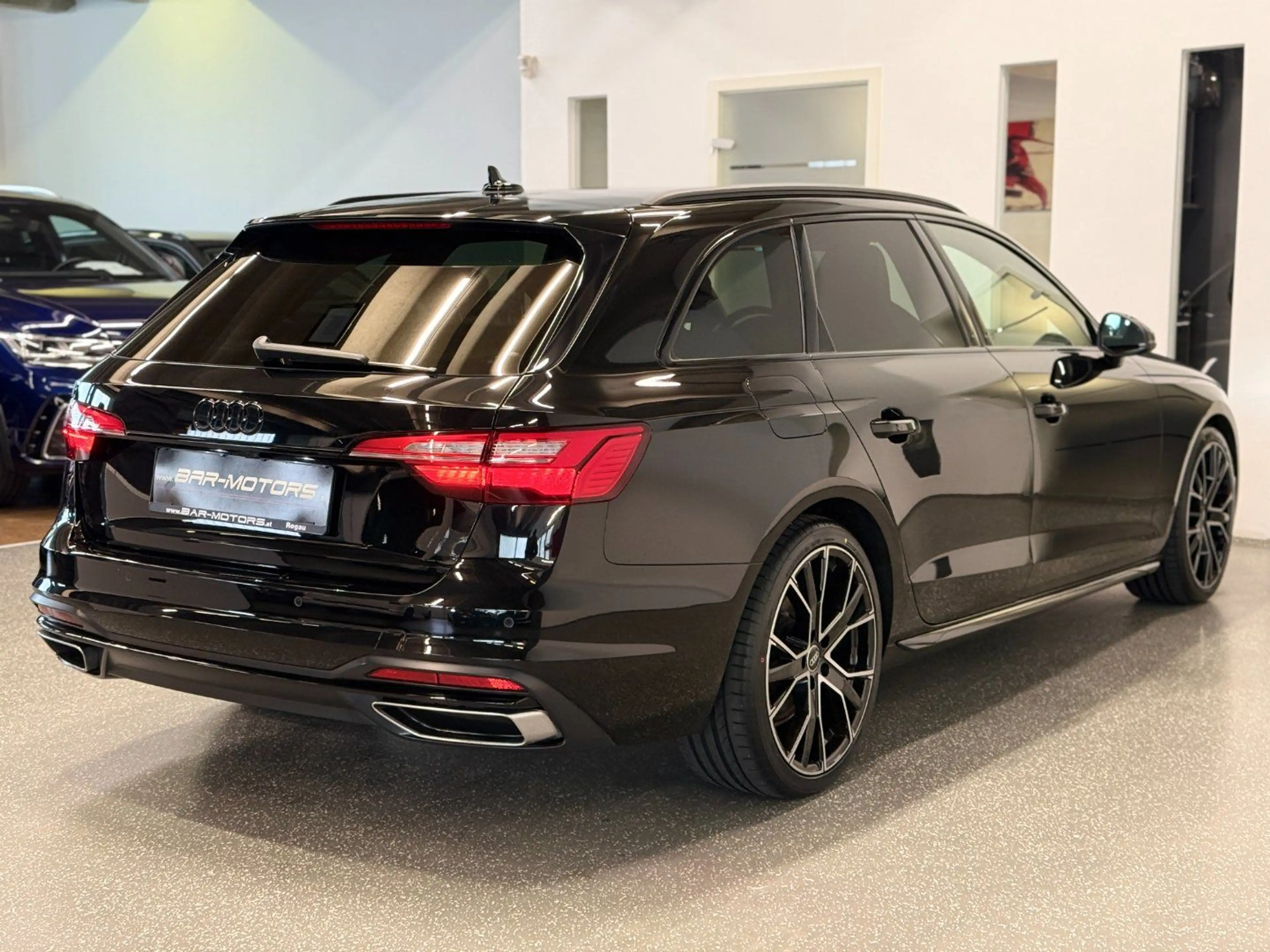 Audi A4 40 2.0 TDI MEGA-OPTIK*RS-SITZE*MASSAGE*LANE*ACC*A — photo 5