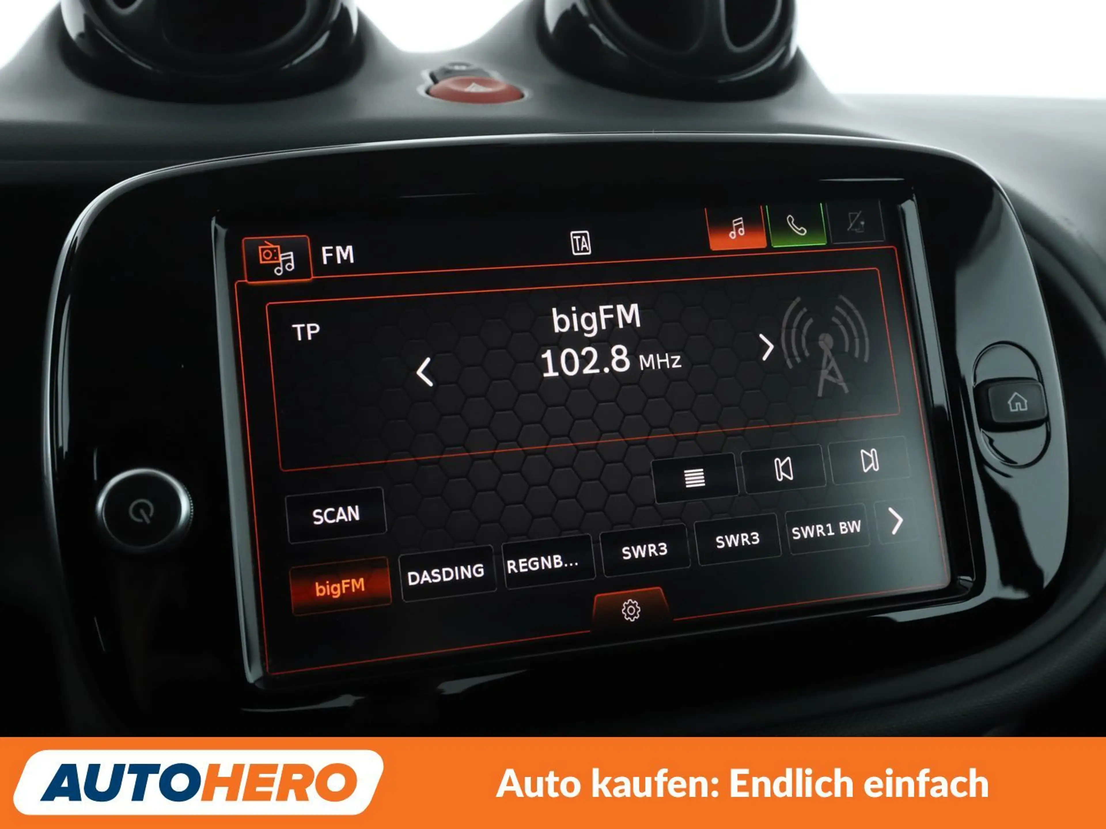smart forTwo electric drive 60 kW Aut.*TEMPO*PDC*SHZ*ALU* — photo 15