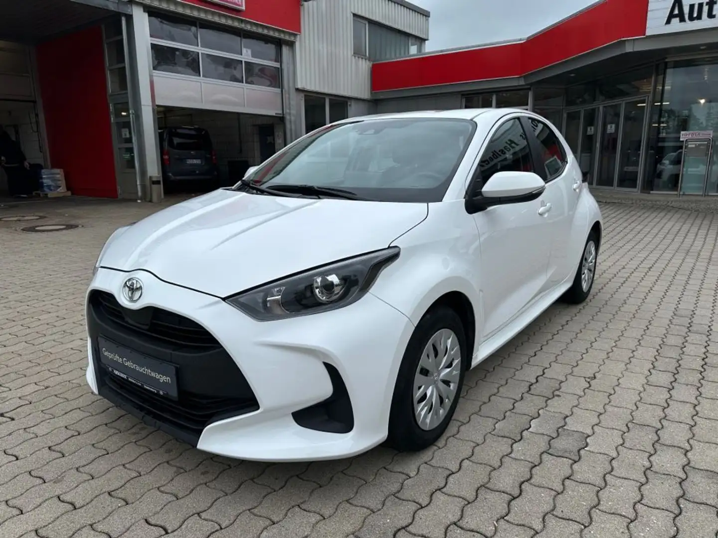 Toyota Yaris 1.0 VVT-i Comfort Weiß - 2