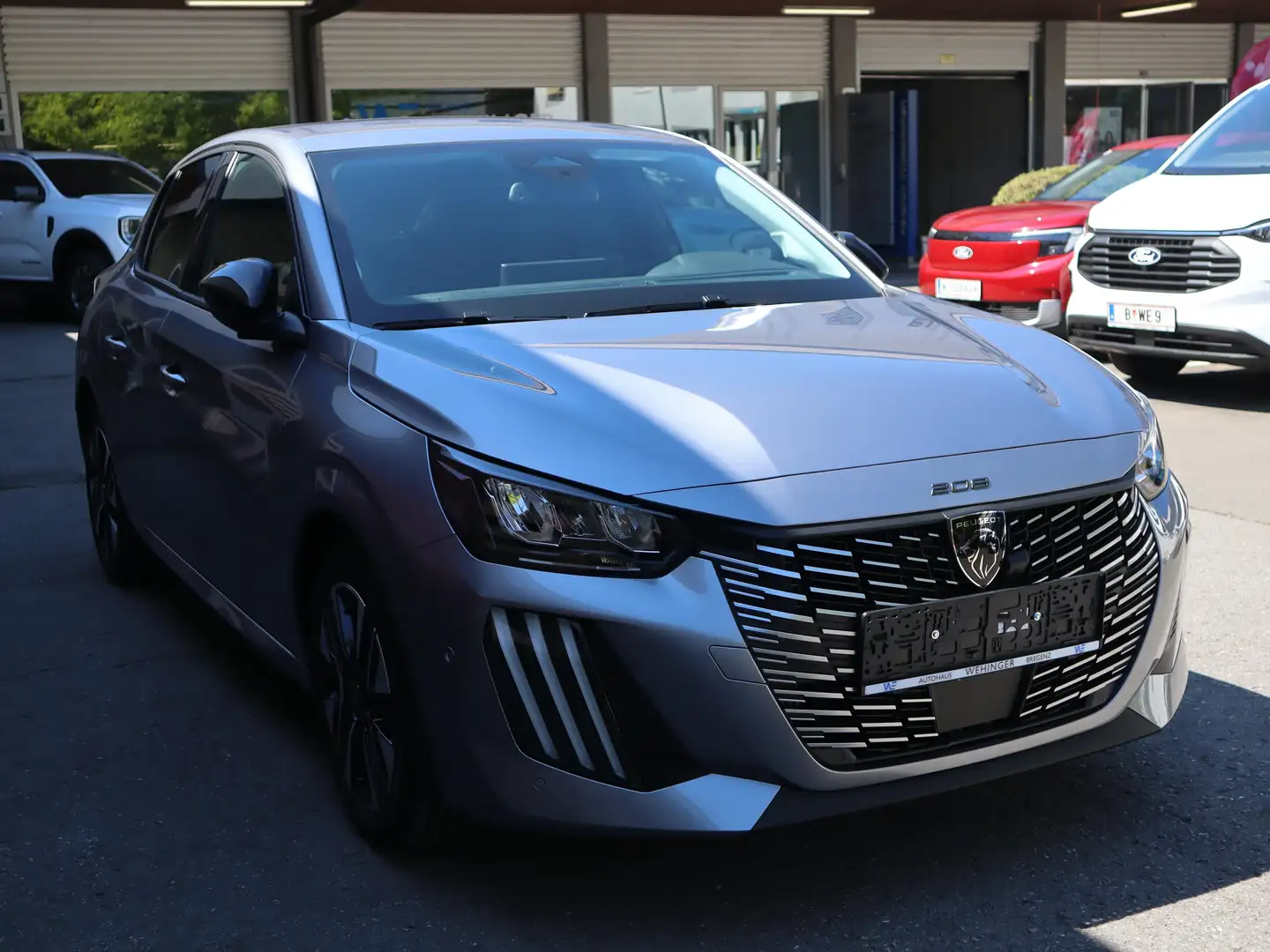 Peugeot 208 Allure Grau - 1