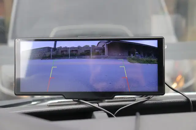 Mercedes-Benz Sprinter view 30