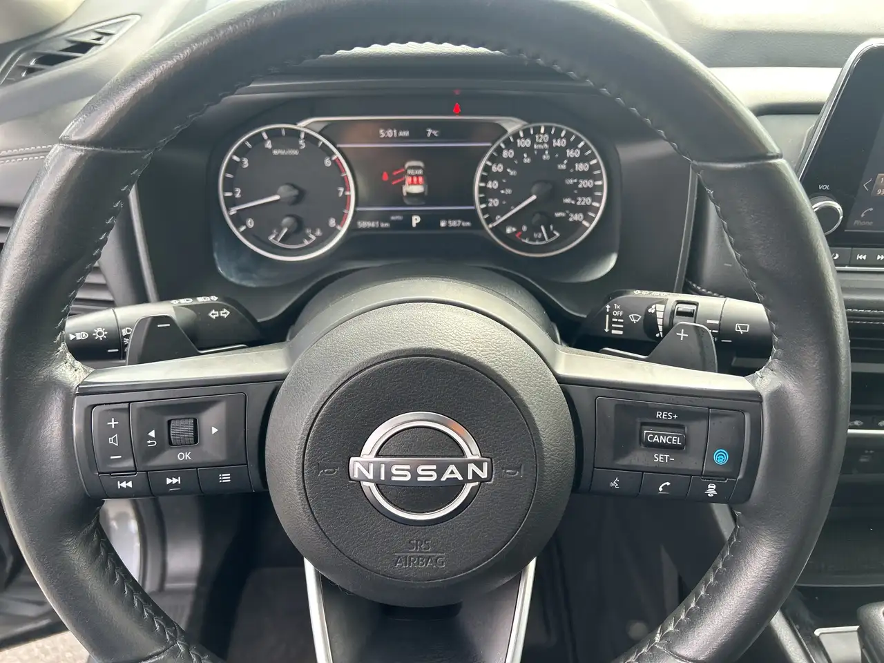 Nissan Rogue снимка Nissan Rogue