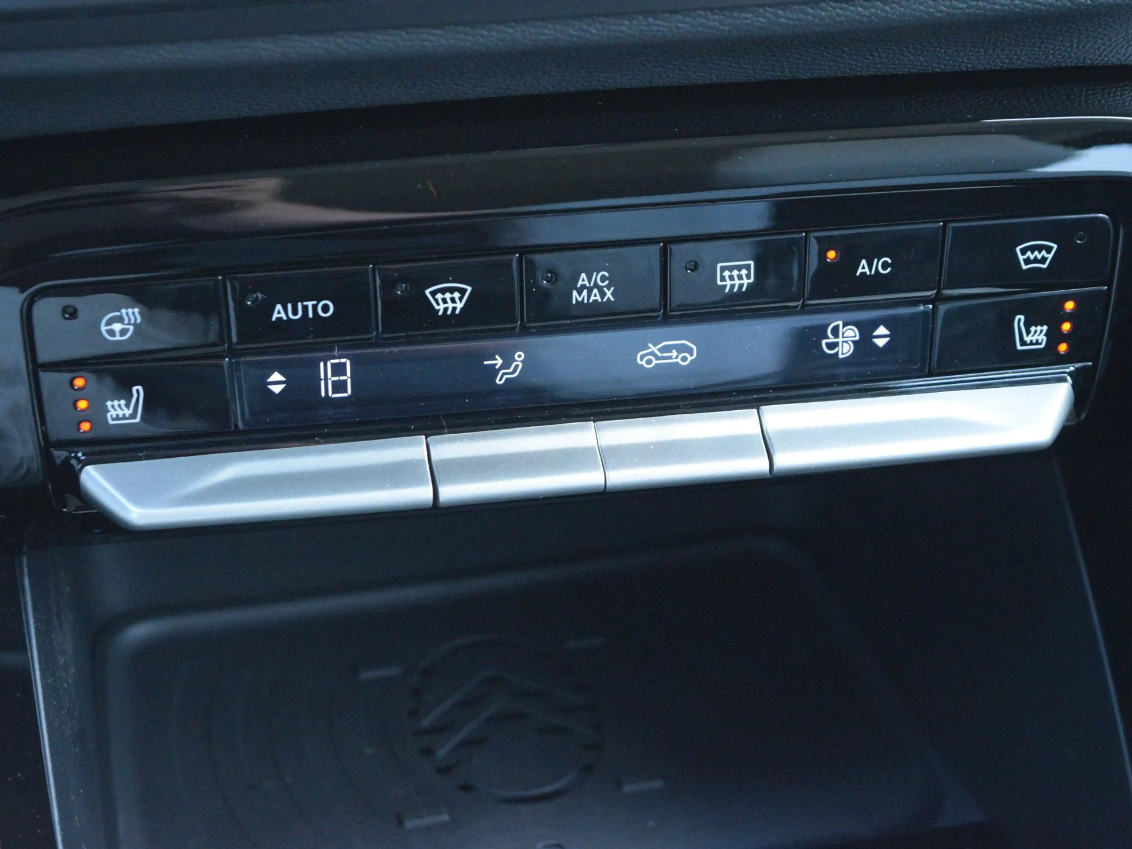 Citroen E-C3 Max 113pk Comfort Range 44 kWh | STOELVERWARMING | — photo 13