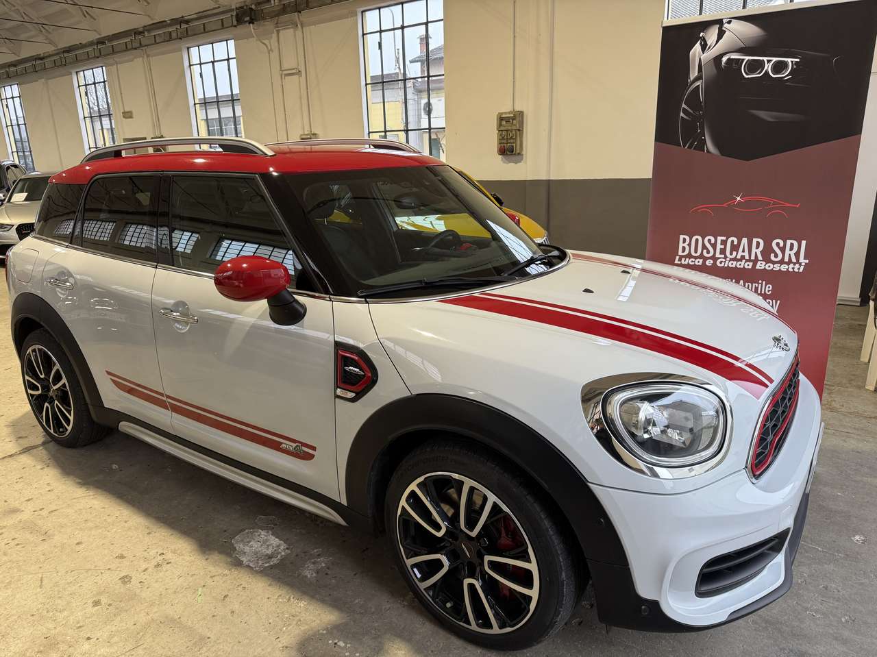 MINI John Cooper Works Countryman 2.0 JCW auto CERCHI 19 LED INT KEYS PELLE YOURS