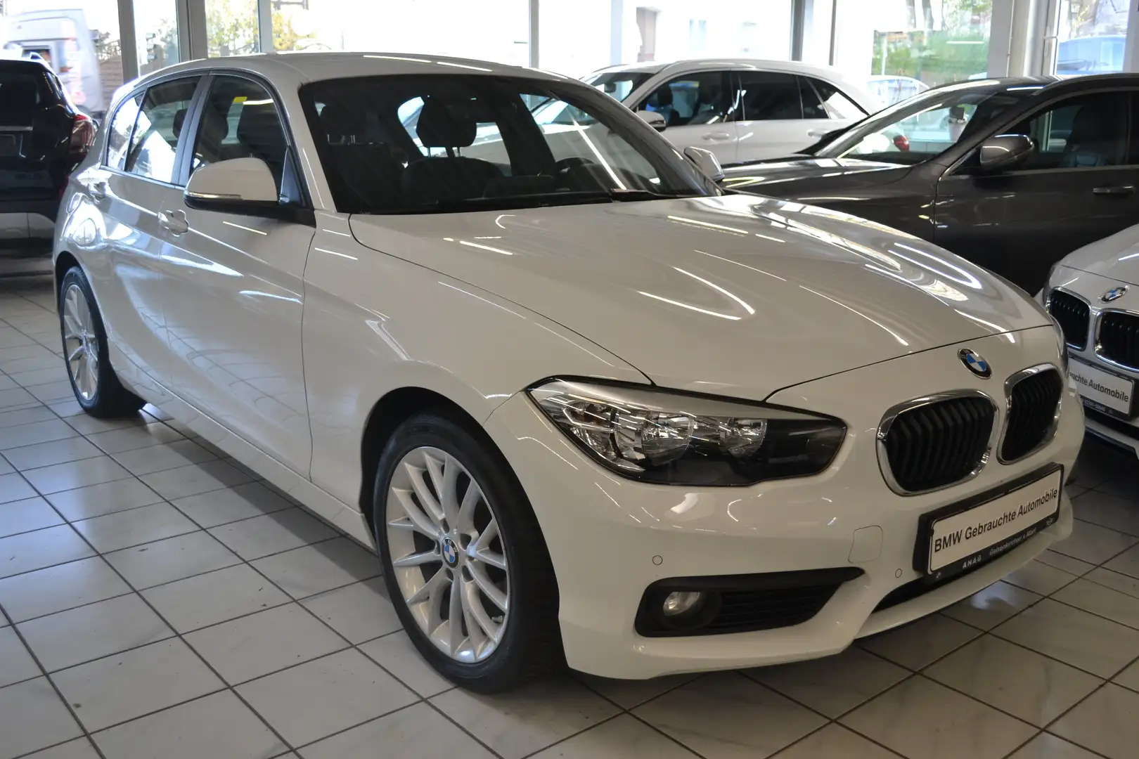 BMW 116 116 D F20 *CO²-104g*NAVIGATION*TEMPOMAT*ALU17z Weiß - 2