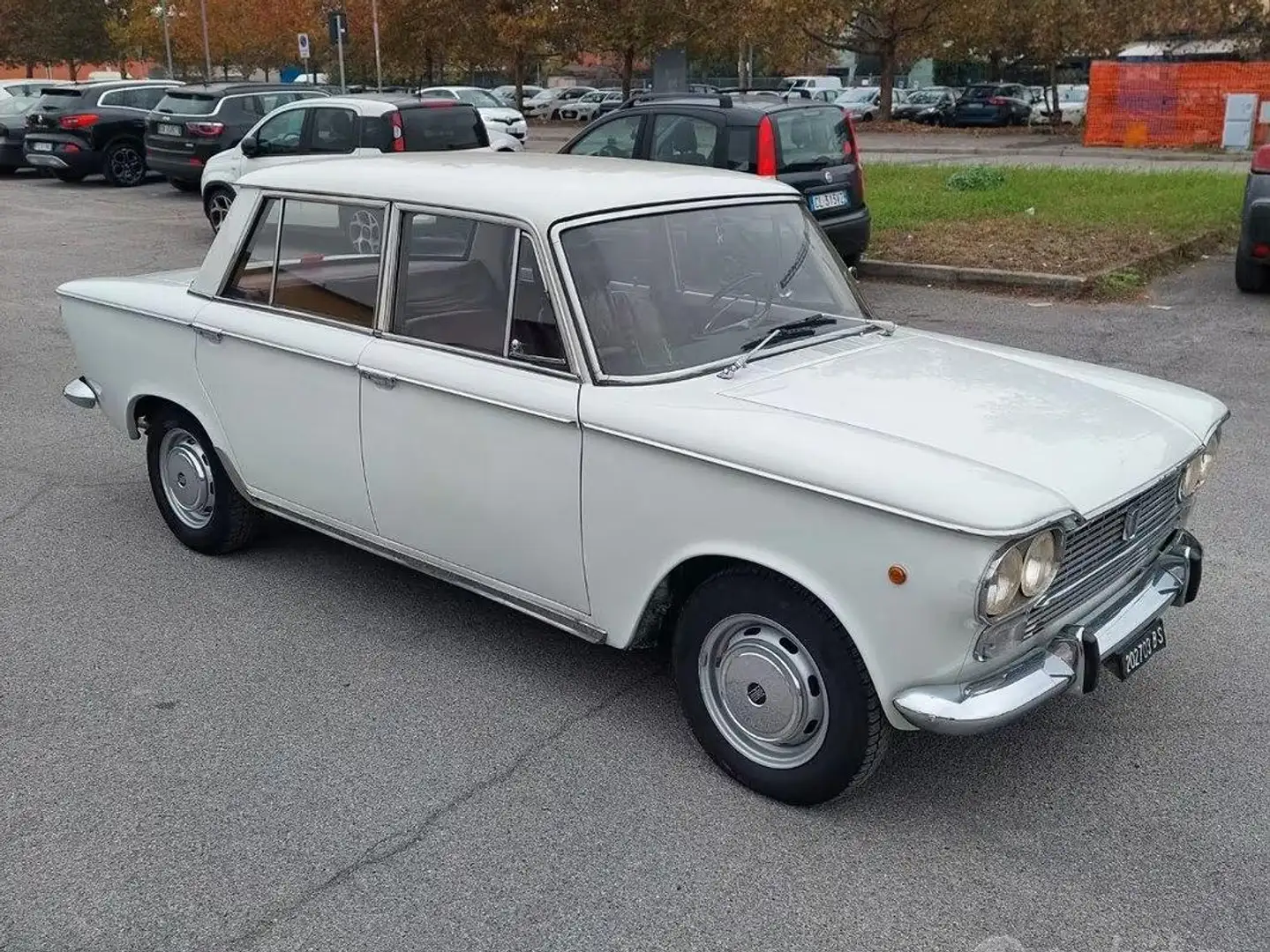 Fiat X 1/9 116 berlina 1500 Weiß - 2