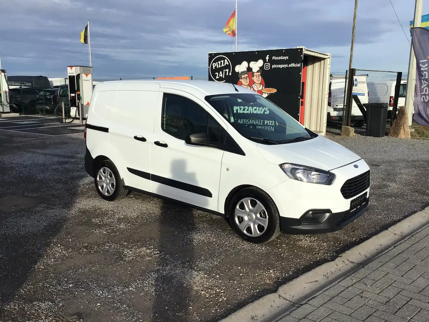 Ford Transit Courier 15dci 75pk 9/2023 13000km 14950e alles in Blanc - 1