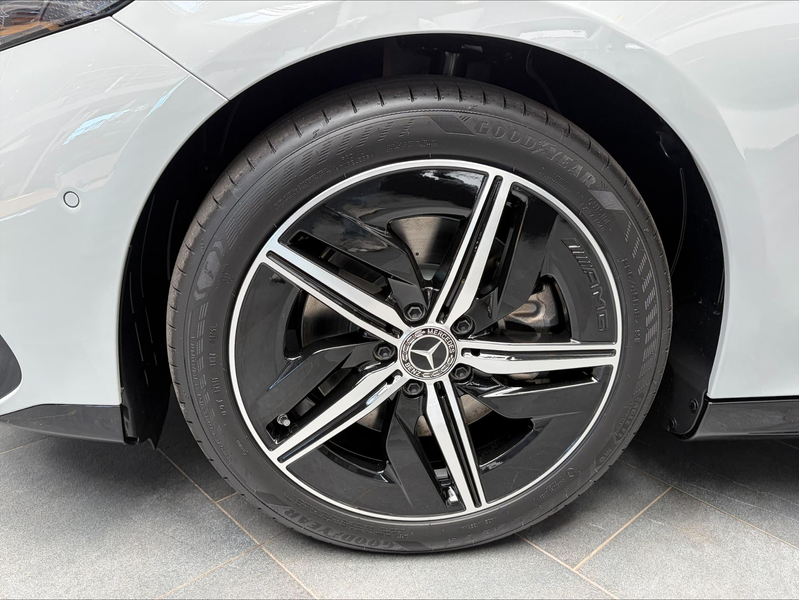 Mercedes-Benz CLA 250 Shooting Brake CLA 250+ AMG Line Nieuwe wagen — photo 2