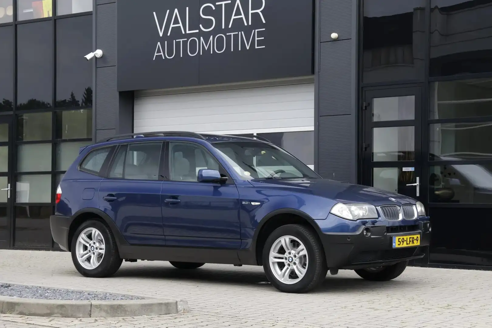 BMW X3 3.0i Executive | Youngtimer | Perfect rijdend! Bleu - 1