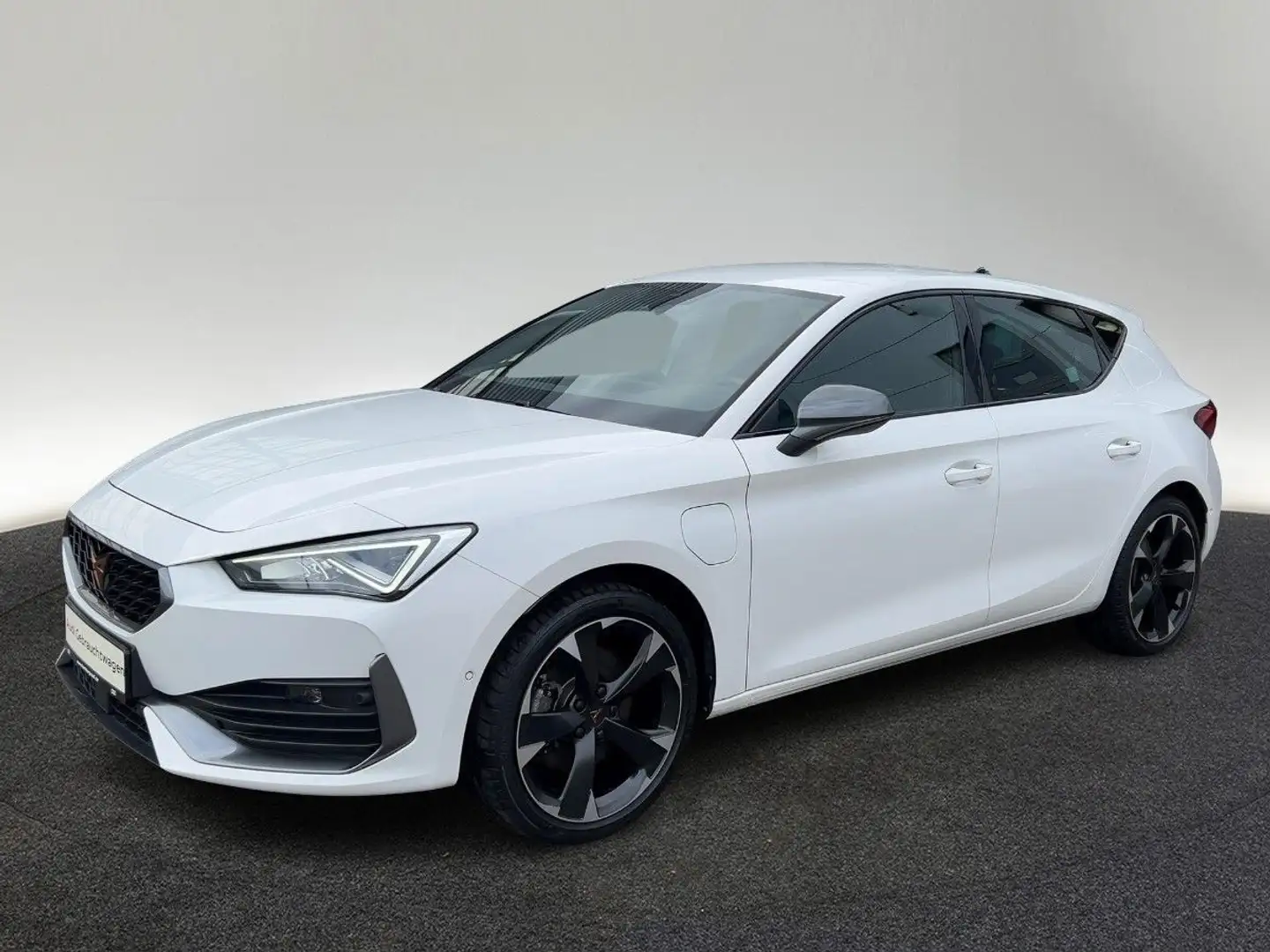 CUPRA Leon 1.4 e-Hybrid 150 kW DSG Link Sitzhzg Weiß - 2