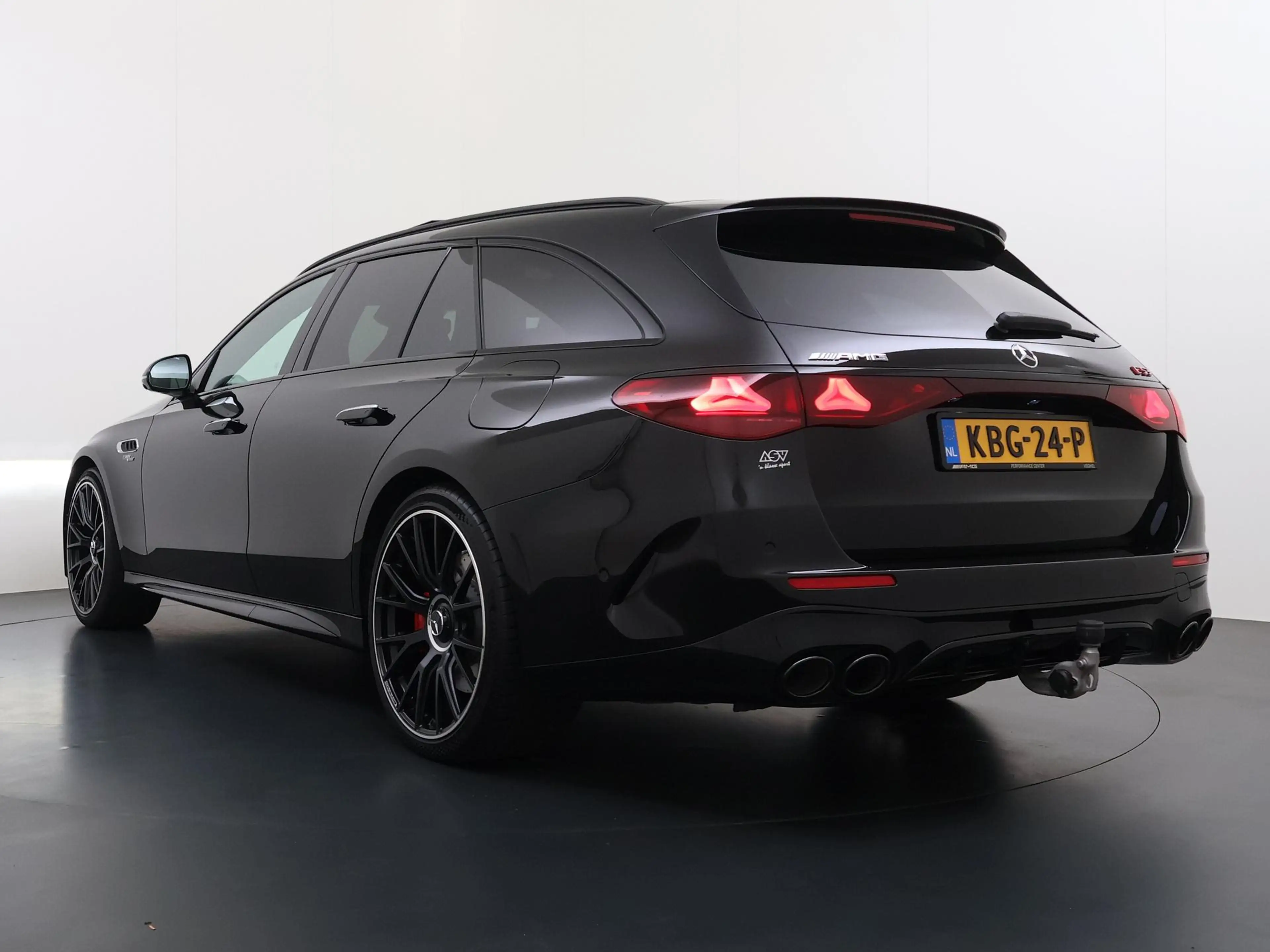 Mercedes-Benz E 53 AMG Estate 4MATIC+ Night Edition klasse 3+ klasse 5 al — photo 5