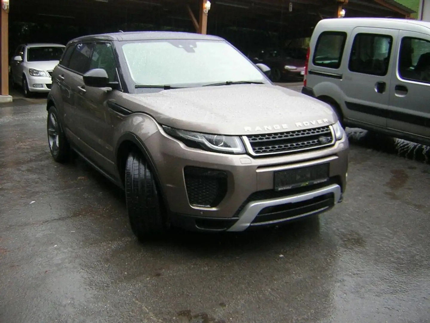 Land Rover Range Rover Evoque SE Dynamic 2,0 eD4 e-Capability Grau - 2