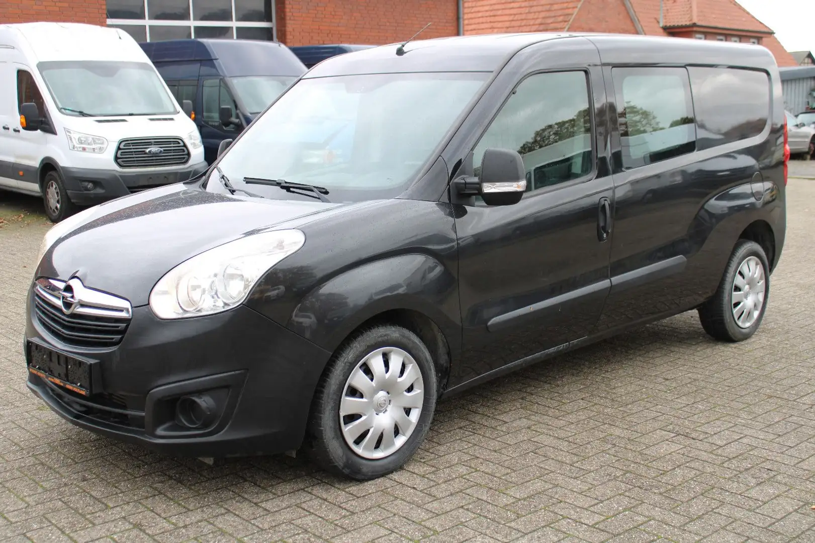 Opel Combo D Kasten L2H1 2,4t Schwarz - 1