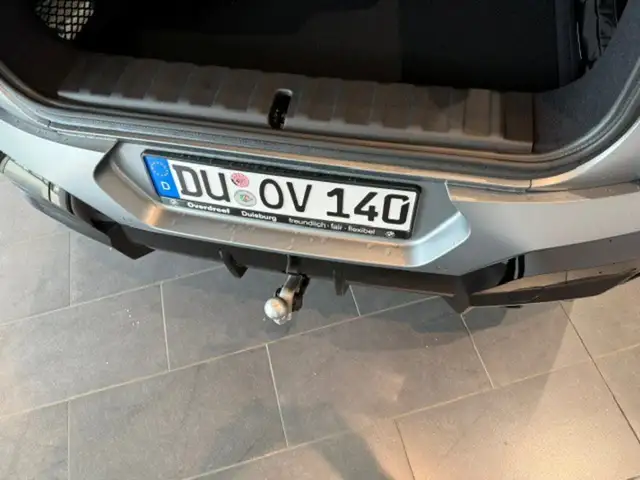 BMW X2 view 6