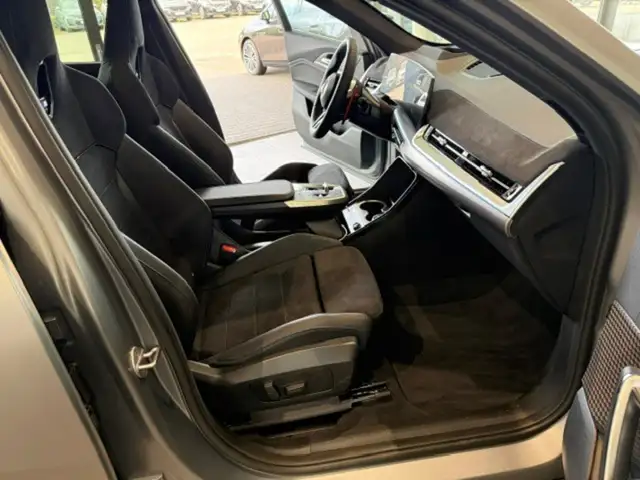 BMW X2 view 15