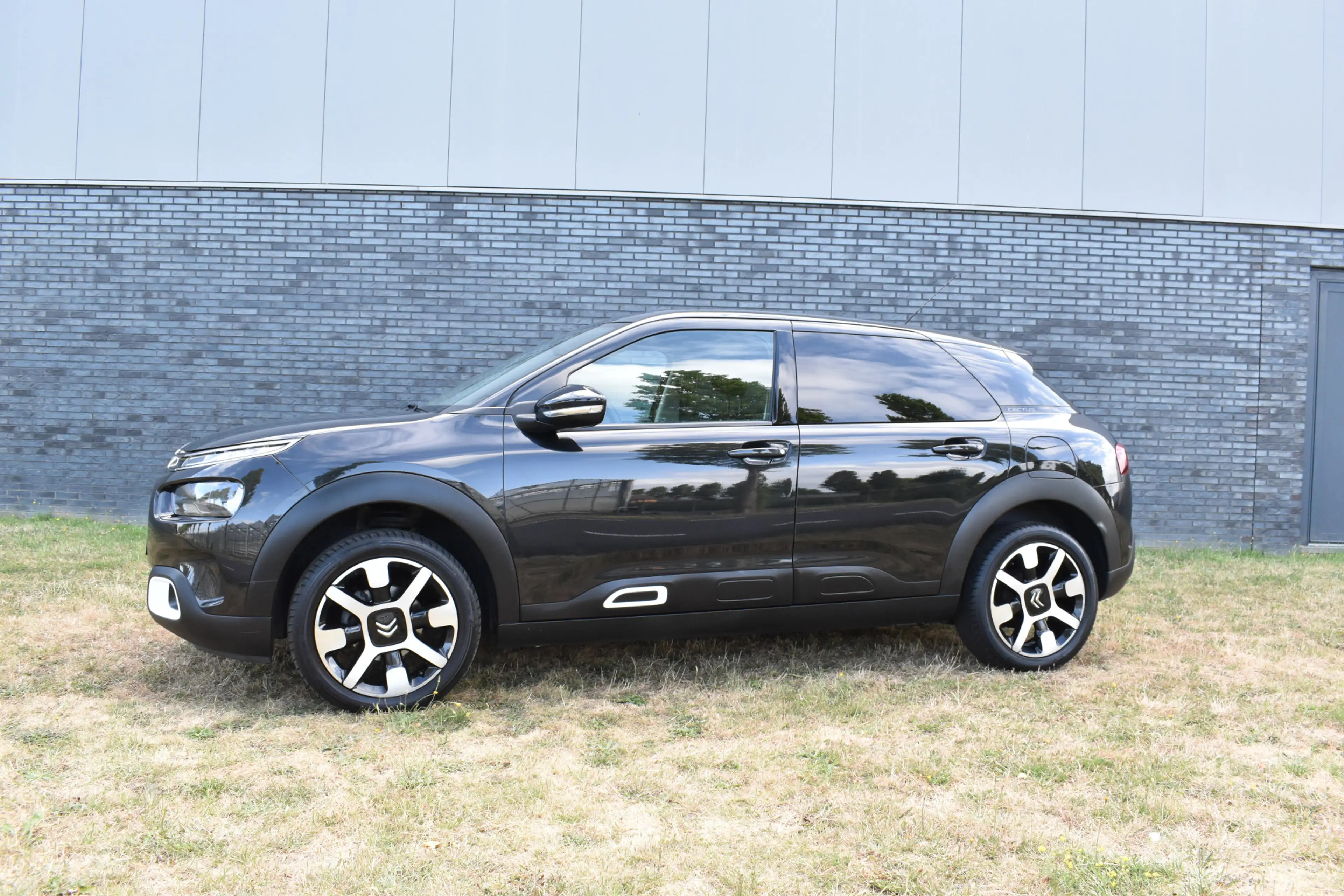 Citroen C4 Cactus 1.2 PureTech Feel Trekhaak Navi Stoelverwarming — photo 2