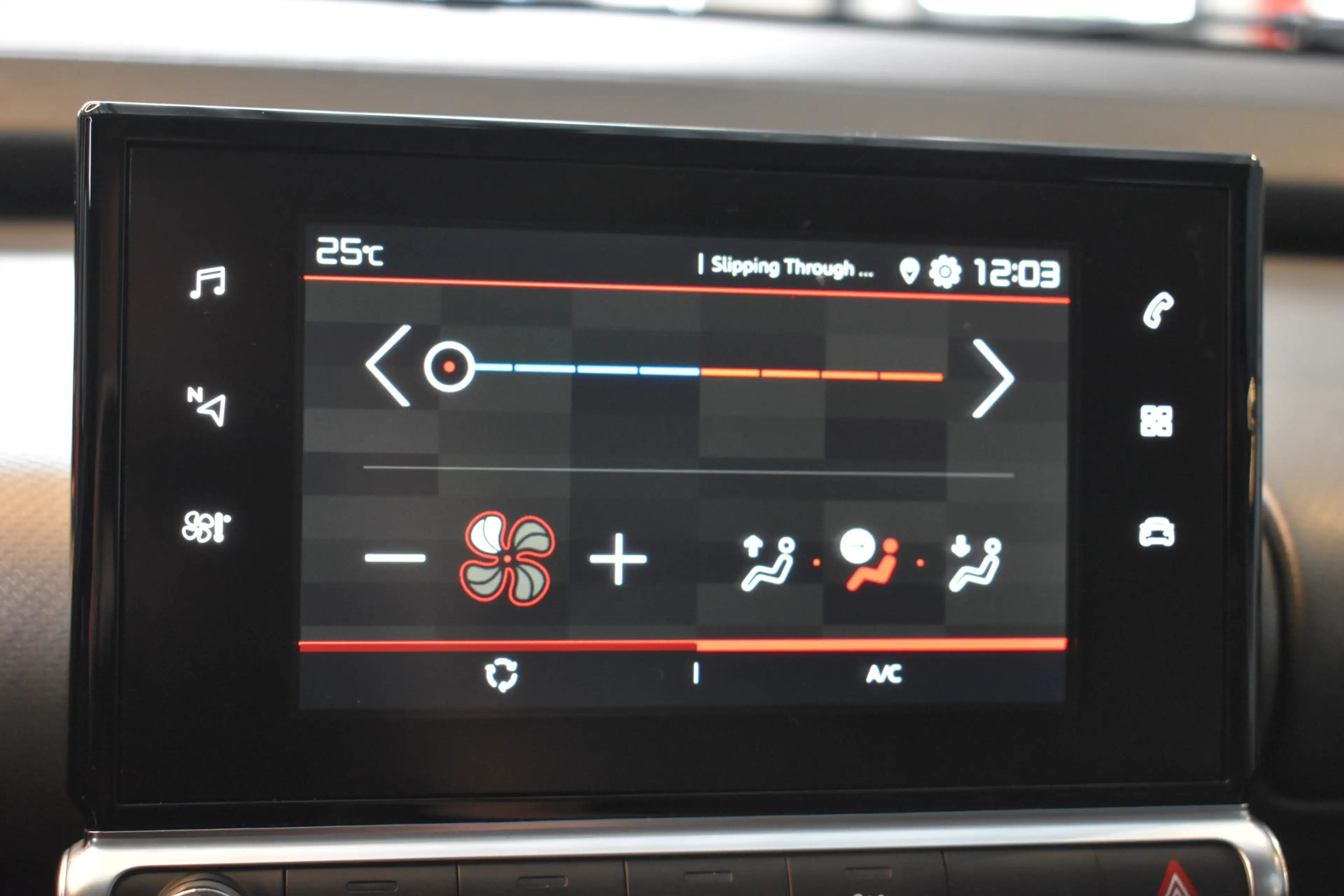 Citroen C4 Cactus 1.2 PureTech Feel Trekhaak Navi Stoelverwarming — photo 8