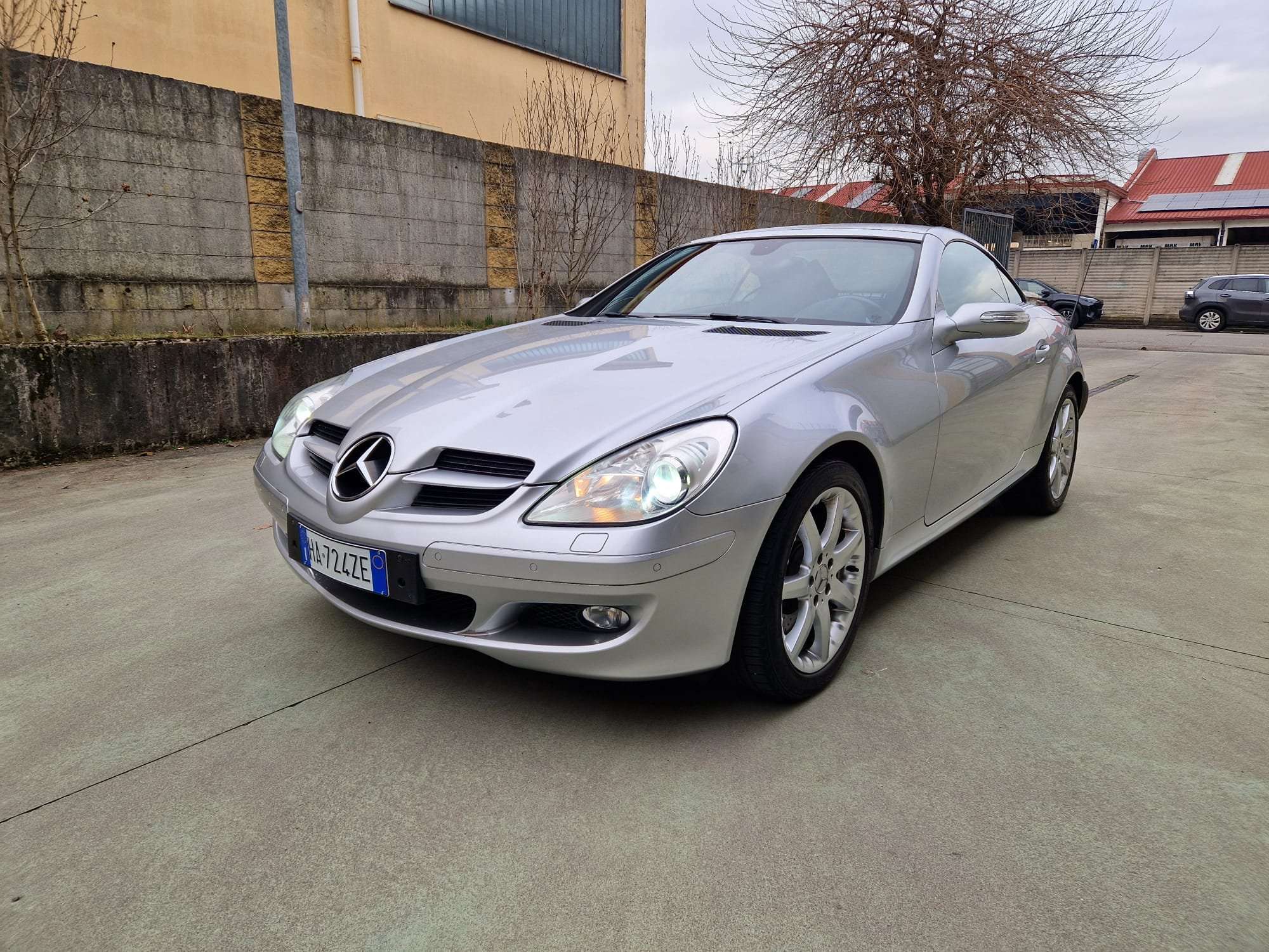 Mercedes-Benz SLK 350