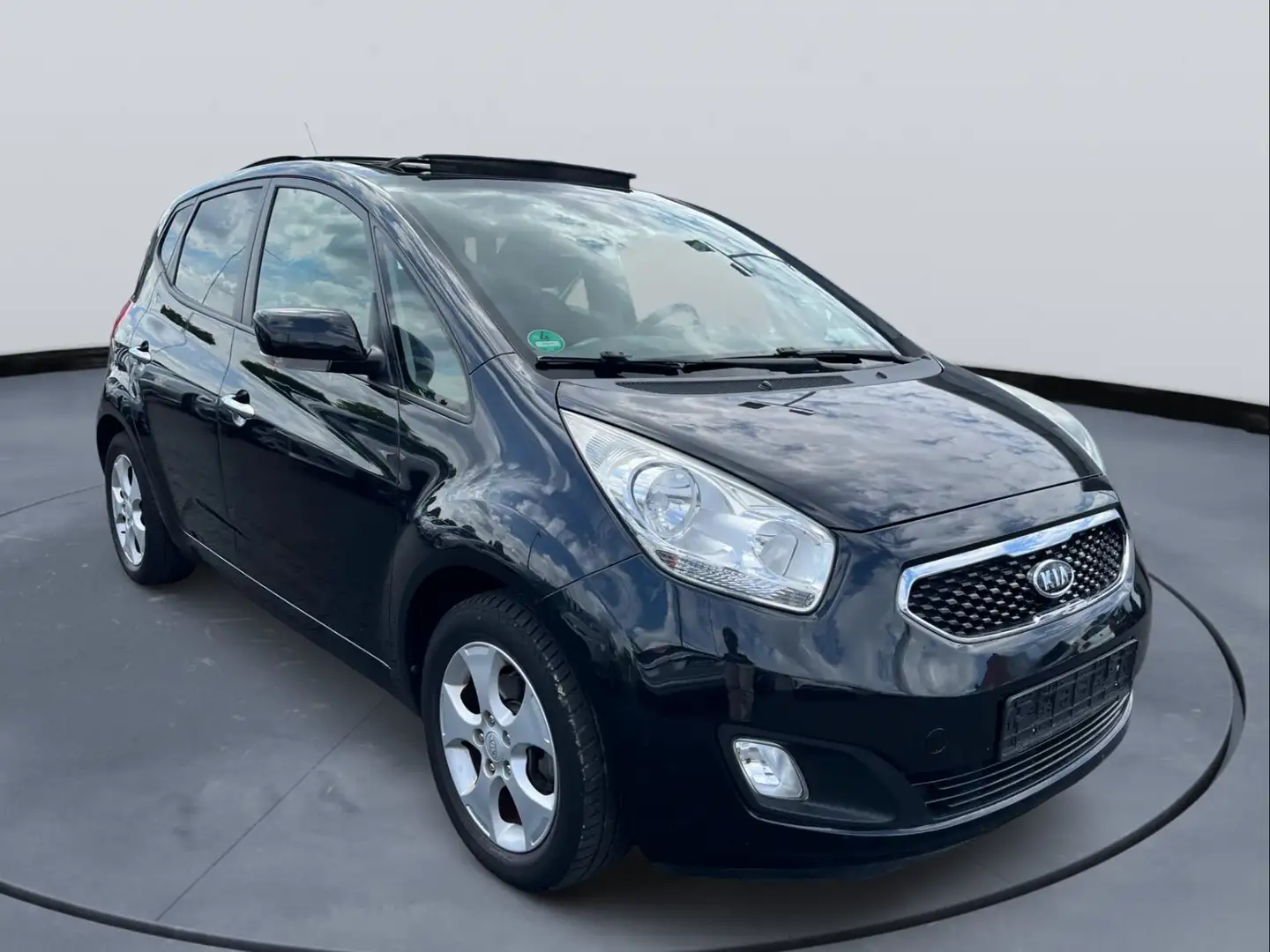 Kia Venga Spirit Schwarz - 2