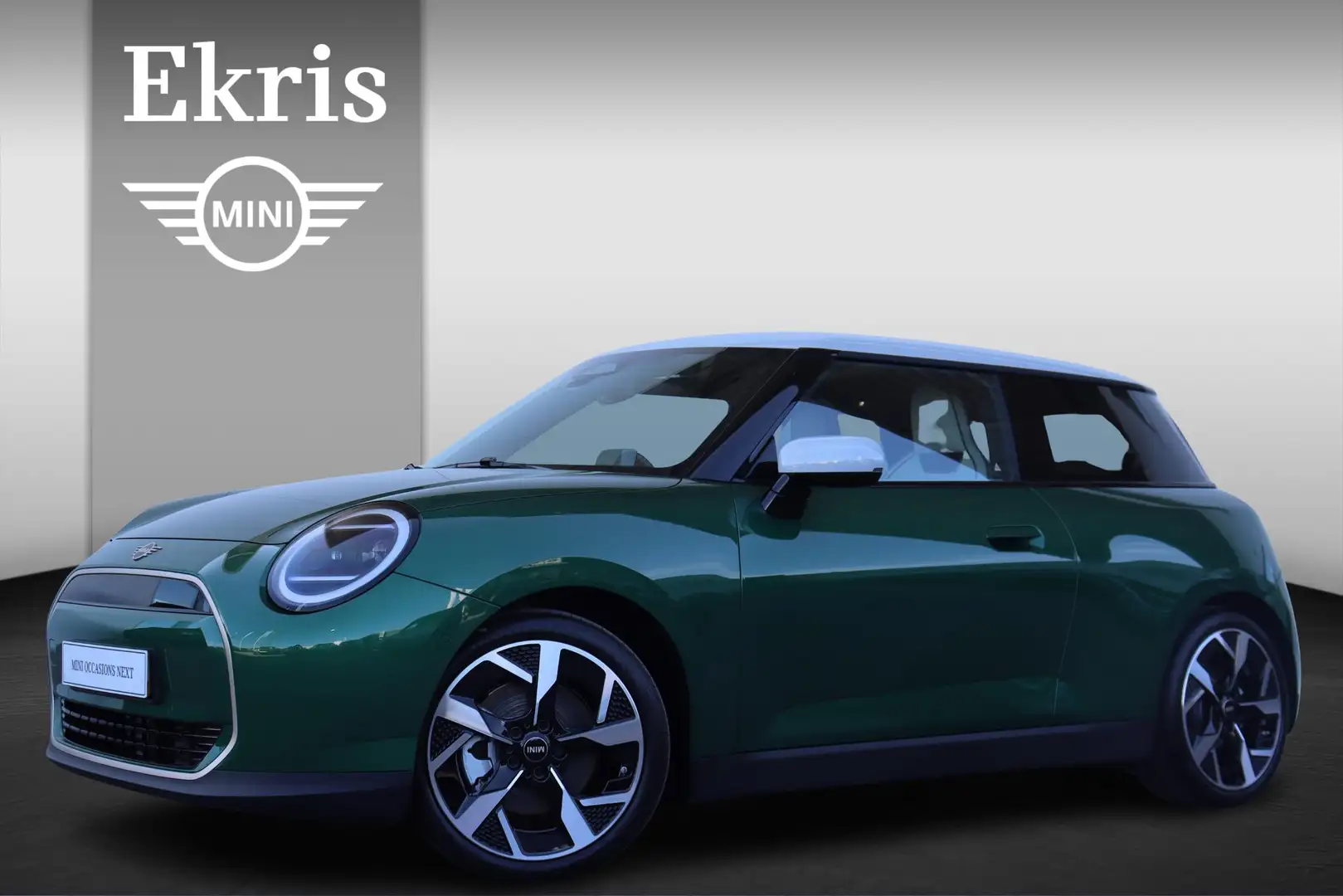 MINI Cooper E Mini Favoured M 40.7 kWh Stuurwielrand verwarmd/ C Zelená - 1