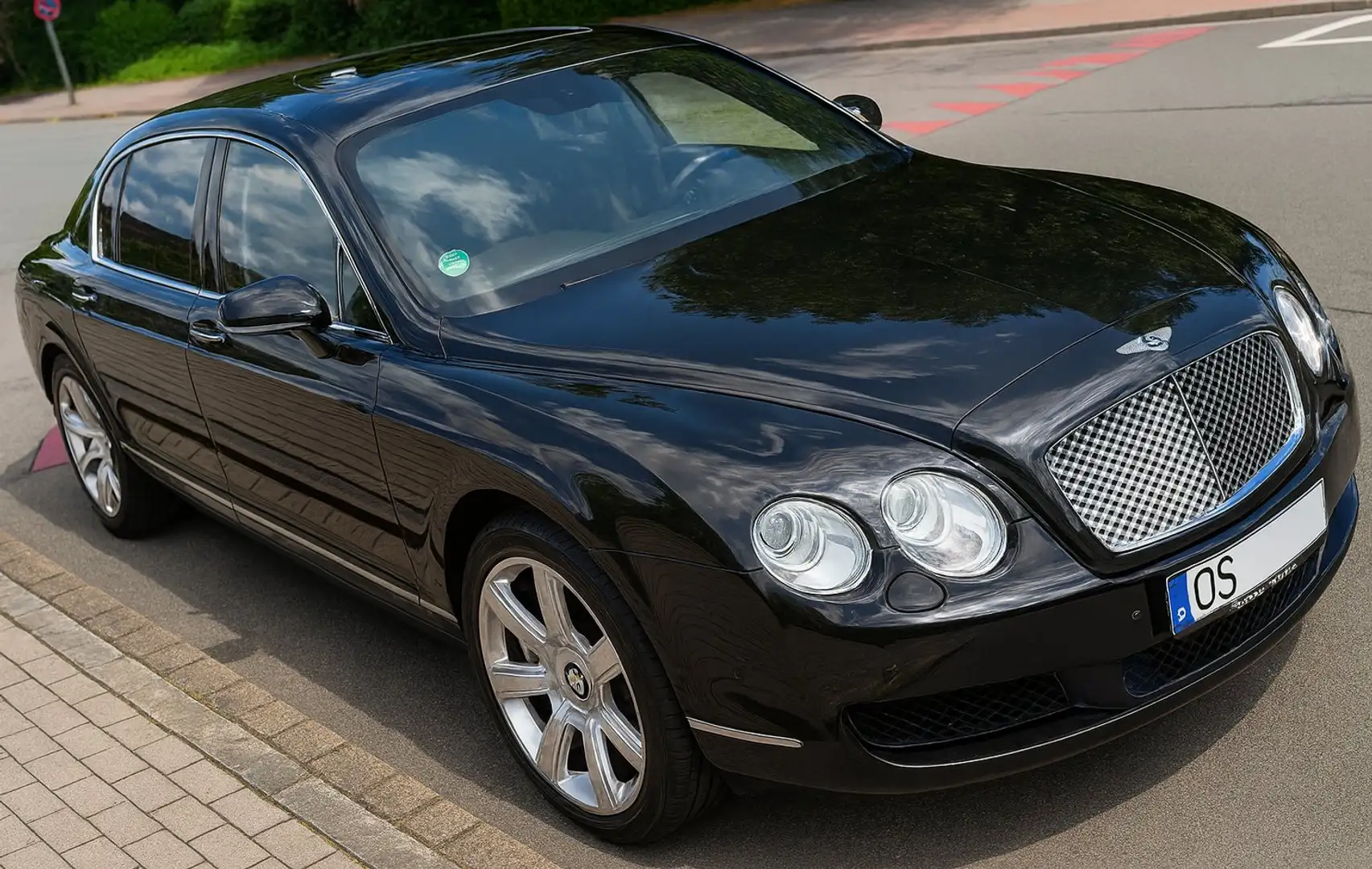 Bentley Flying Spur Continental Flying Spur Černá - 1