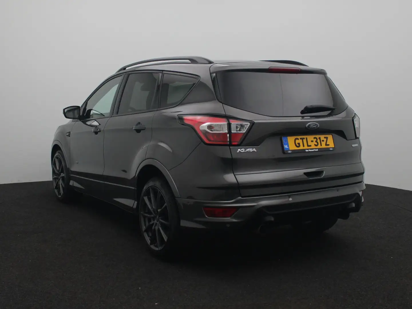 Ford Kuga 2.0 ST Line | AUT. | Adaptive Cruise | Panoramadak Grijs - 2