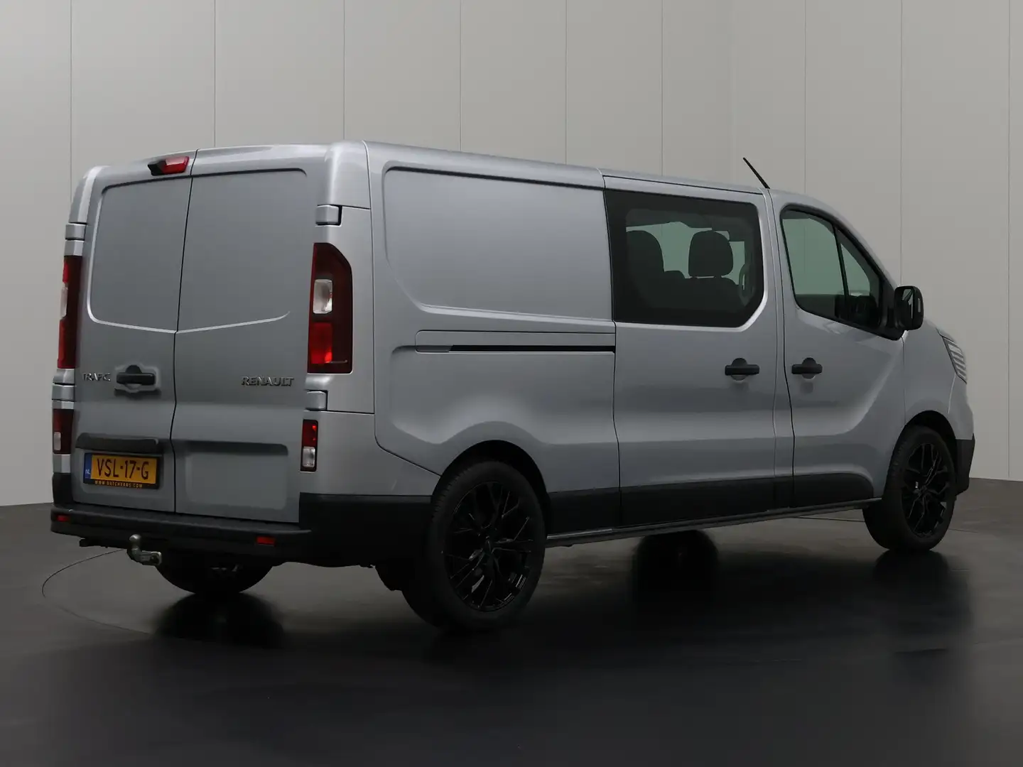 Renault Trafic 2.0DCi 130PK Lang Dubbele Cabine | Multimedia | Ca Grijs - 2