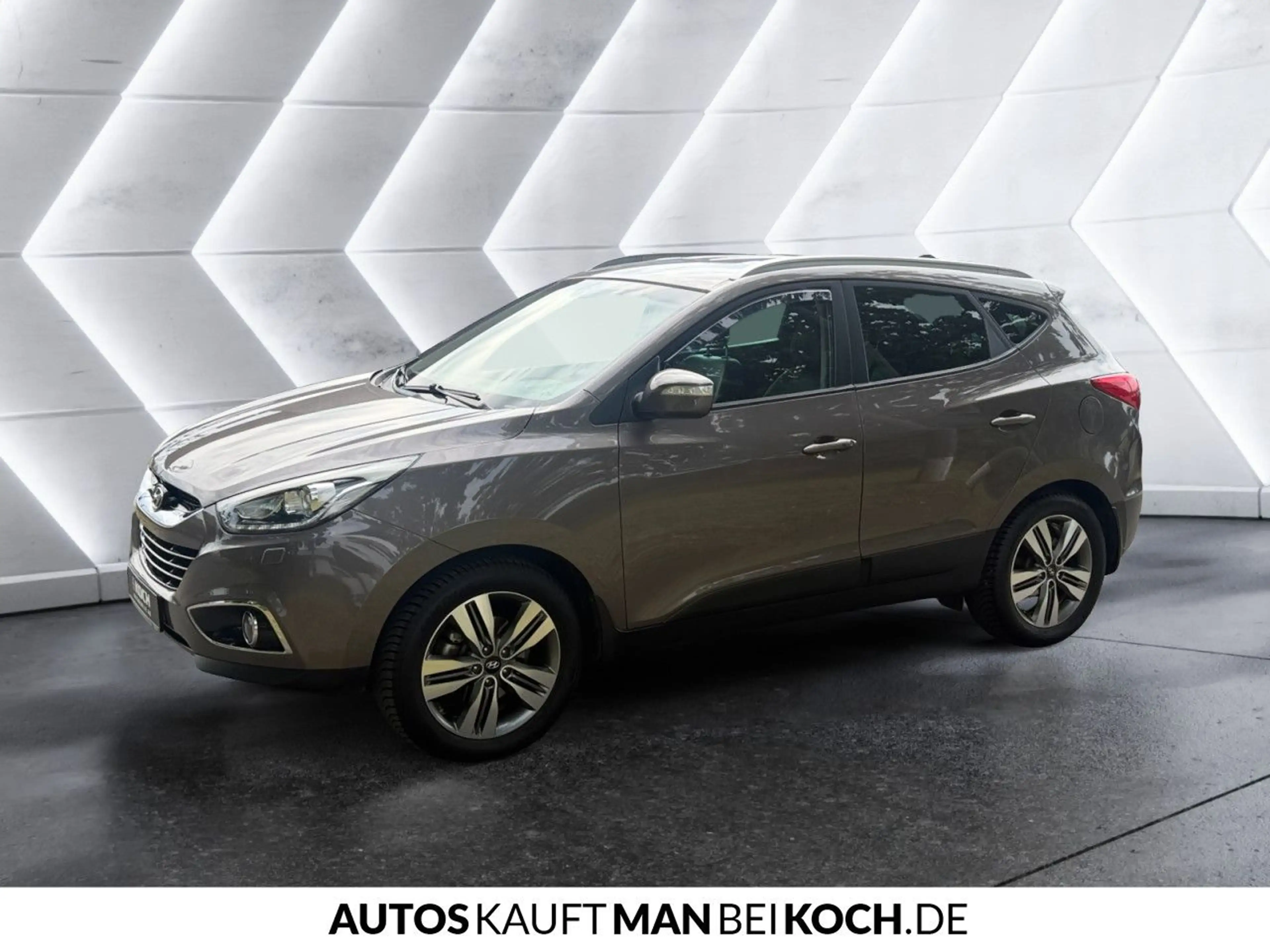 Hyundai iX35 2.0 GDi Trend 2WD AHK PDC RÜCKF Bluetooth — photo 3
