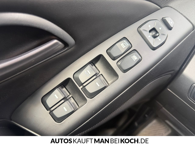 Hyundai iX35 2.0 GDi Trend 2WD AHK PDC RÜCKF Bluetooth — photo 14