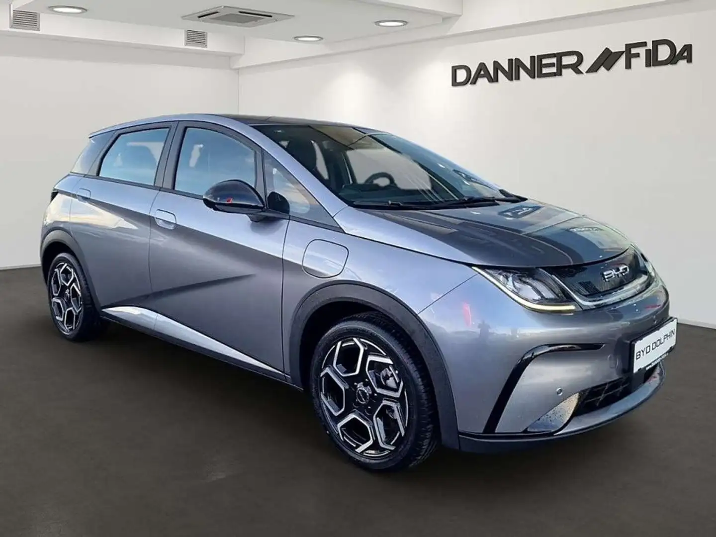 BYD Dolphin 60,4 kWh Comfort *AKTIONSPREIS* Grau - 2