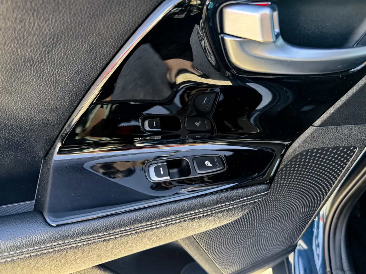 Kia Niro снимка Kia Niro