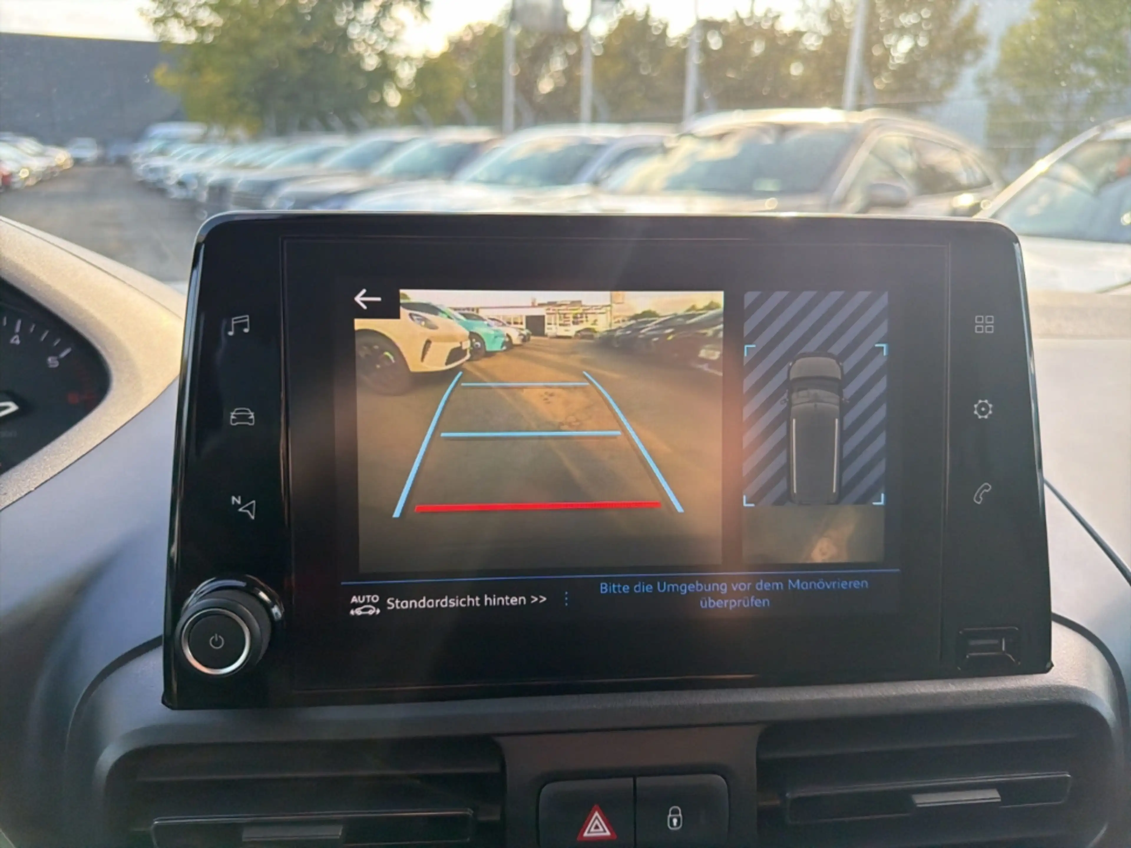 Peugeot Rifter Allure L2 7-Sitzer WR Navi Kamera App Sitzheizung — photo 18