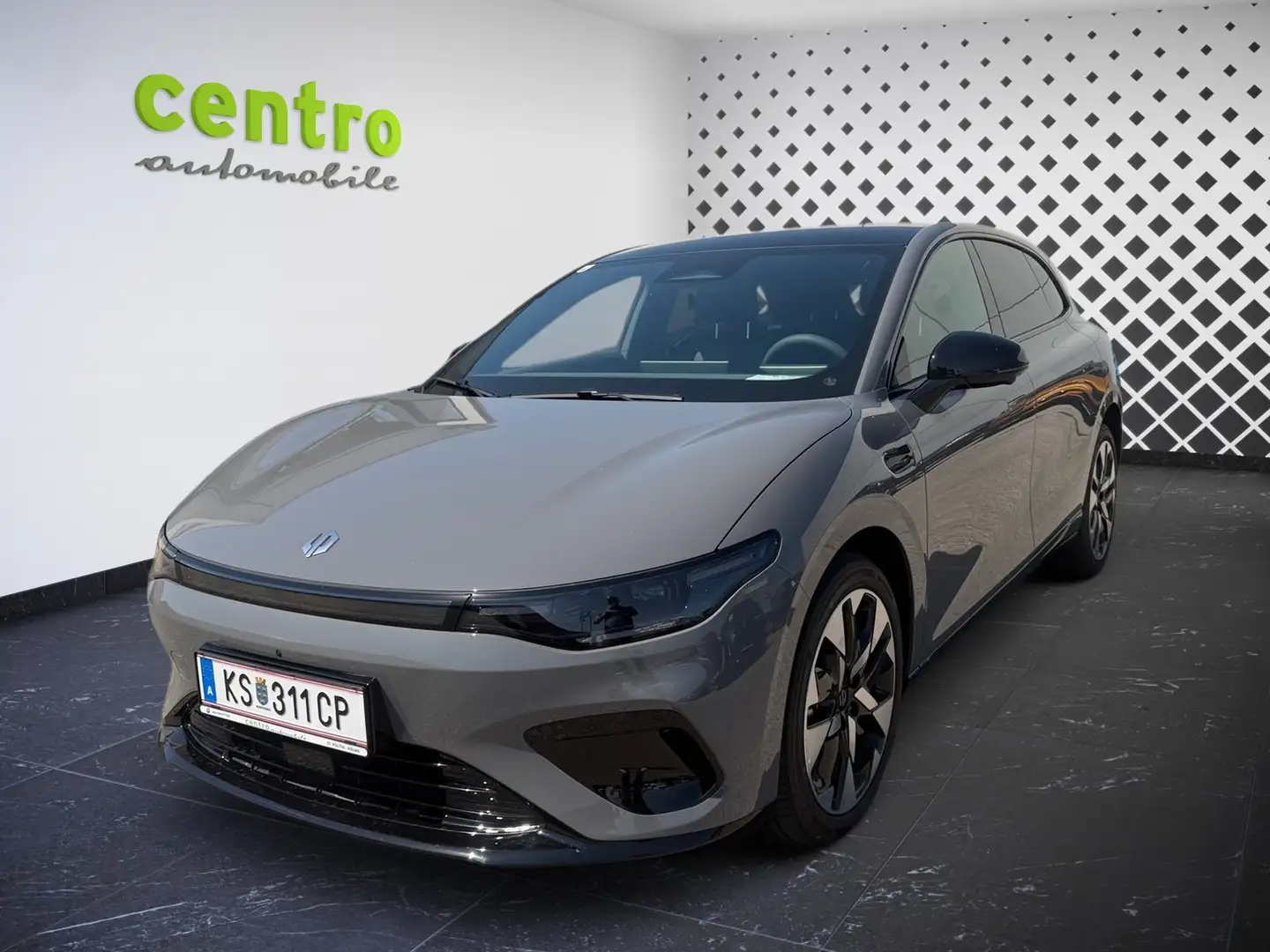 Leapmotor B05 Design ProMax 67kWh Grau - 1
