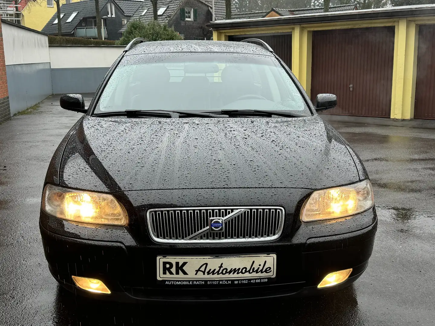 Volvo V70 Gas+Benzin Bi-Fuel Momentum Černá - 2