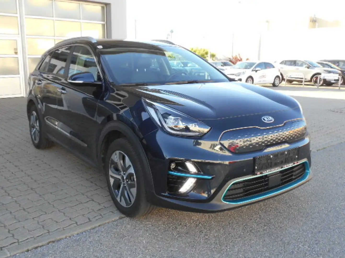 Kia e-Niro Niro EV 64kWh long Range Gold Aut. Blau - 2