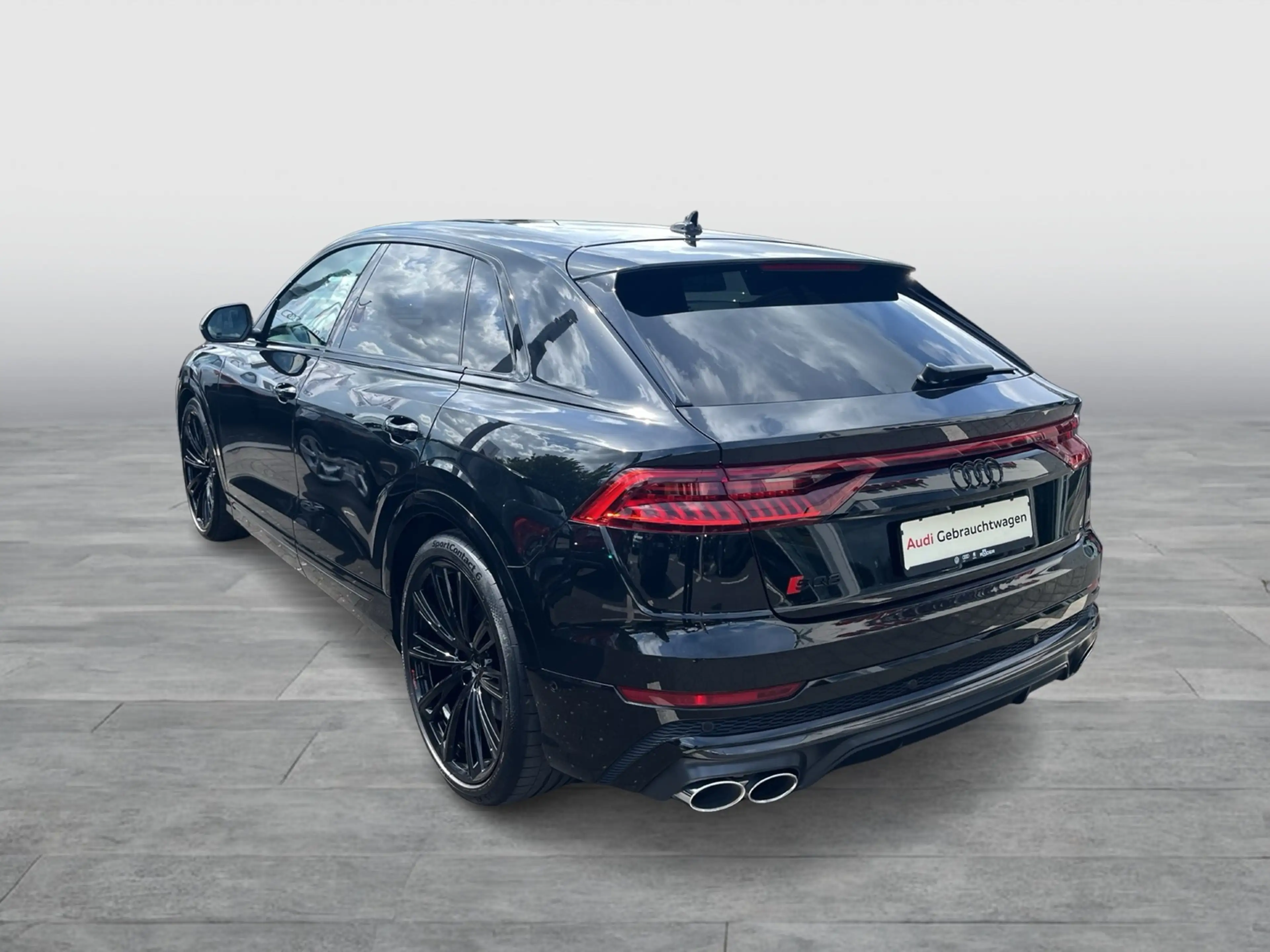 Audi SQ8 4.0 TFSI quattro competition plus — photo 2