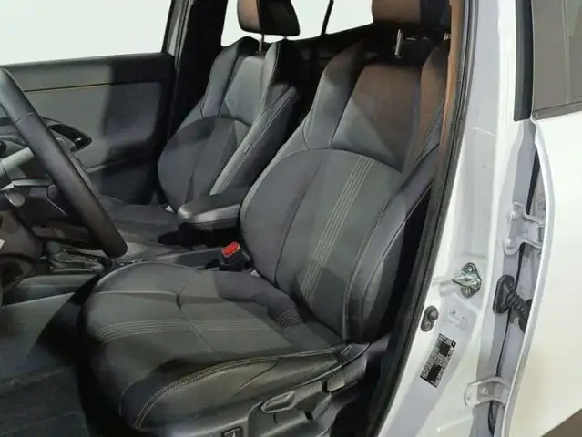 Toyota Yaris Cross view 14