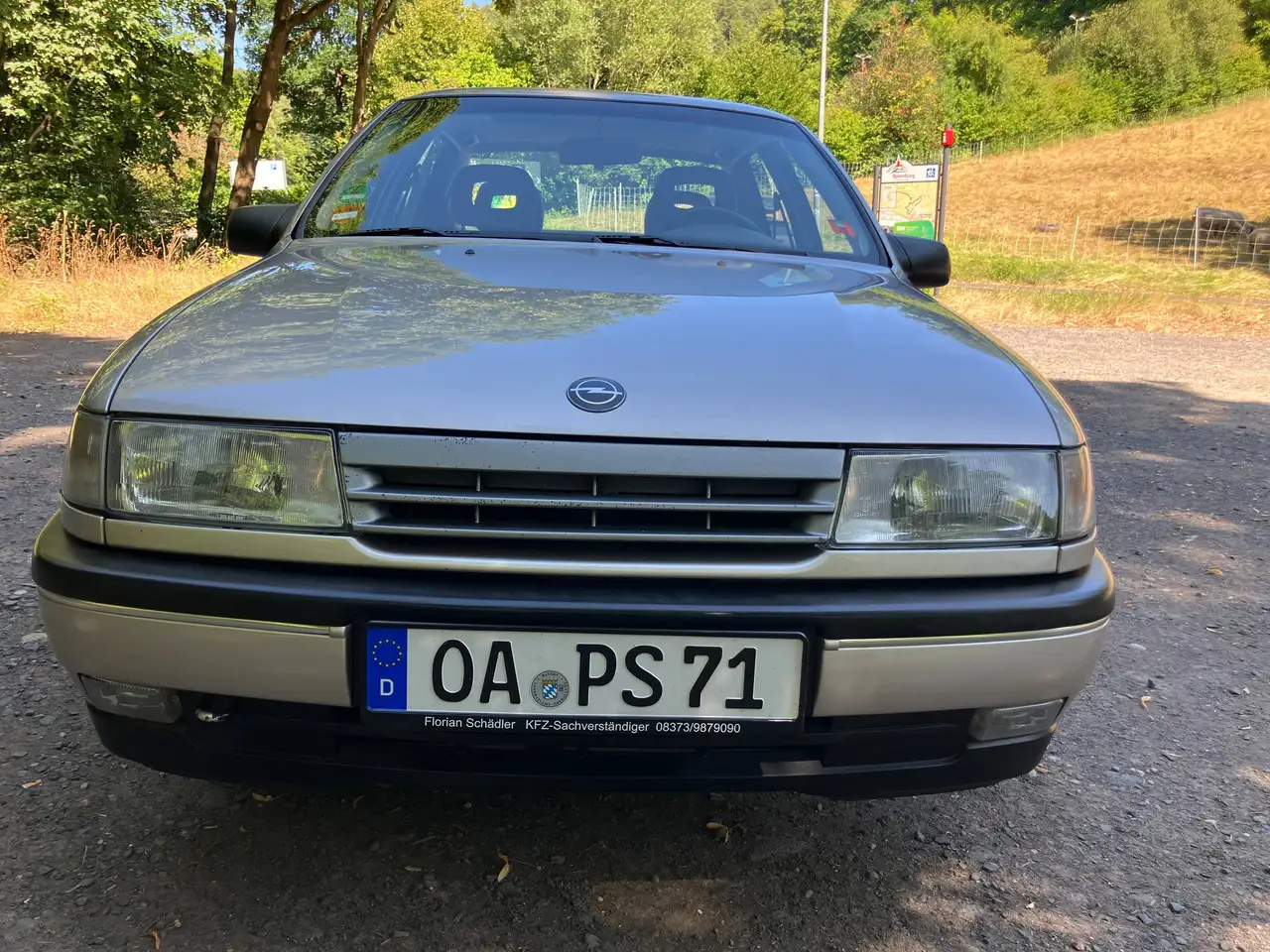 Opel Vectra GLS Oldtimer, foto 5
