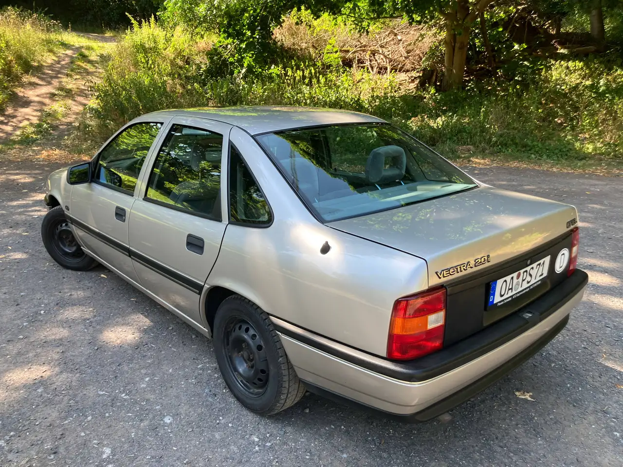 Opel Vectra GLS Oldtimer, foto 8