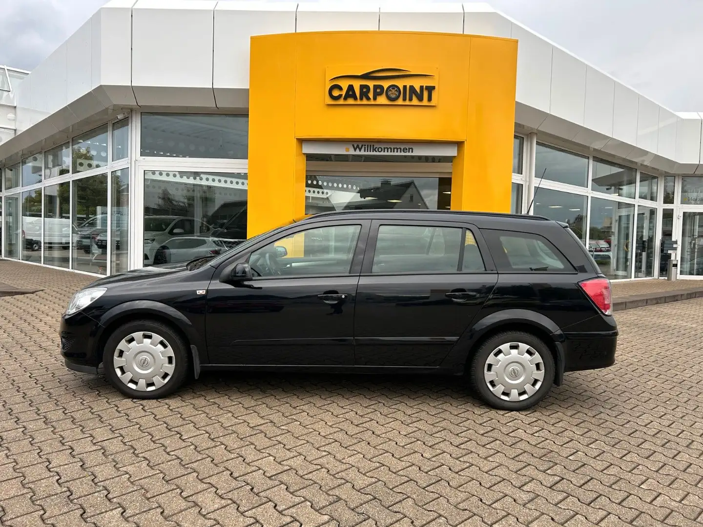 Opel Astra H Caravan 1.6 CATCH ME Navi Klimaauto Zwart - 2
