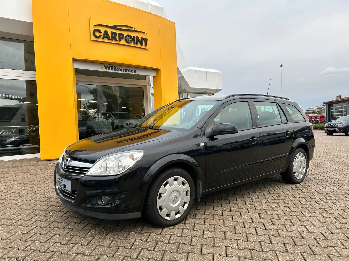 Opel Astra H Caravan 1.6 CATCH ME Navi Klimaauto Zwart - 1