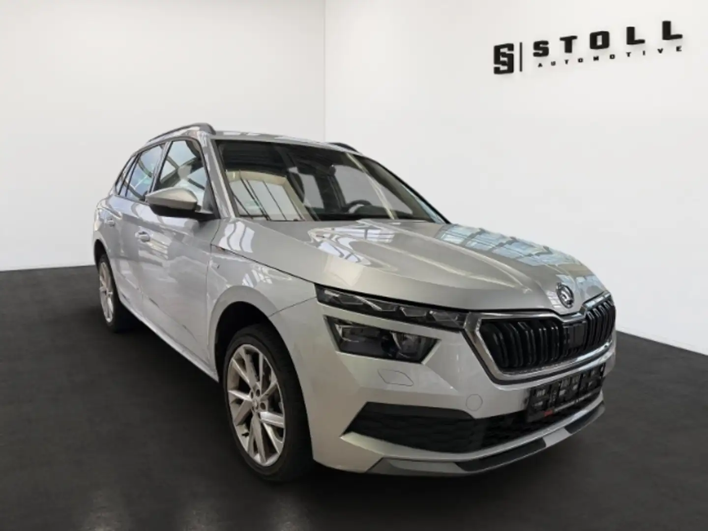 Skoda Kamiq 1.5 TSI DSG Tour AHK+Keyless+++ Silber - 2